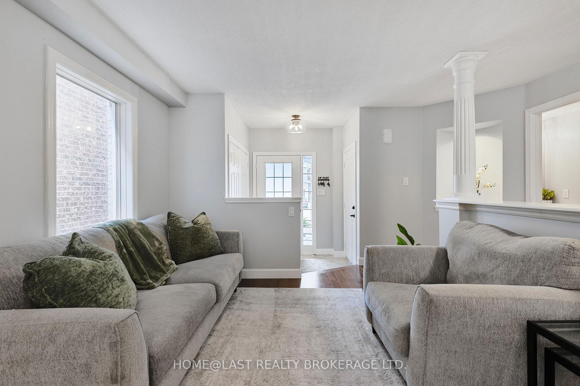 Photo 7 of 726 Swan Place, Pickering, Amberlea — HOMEH