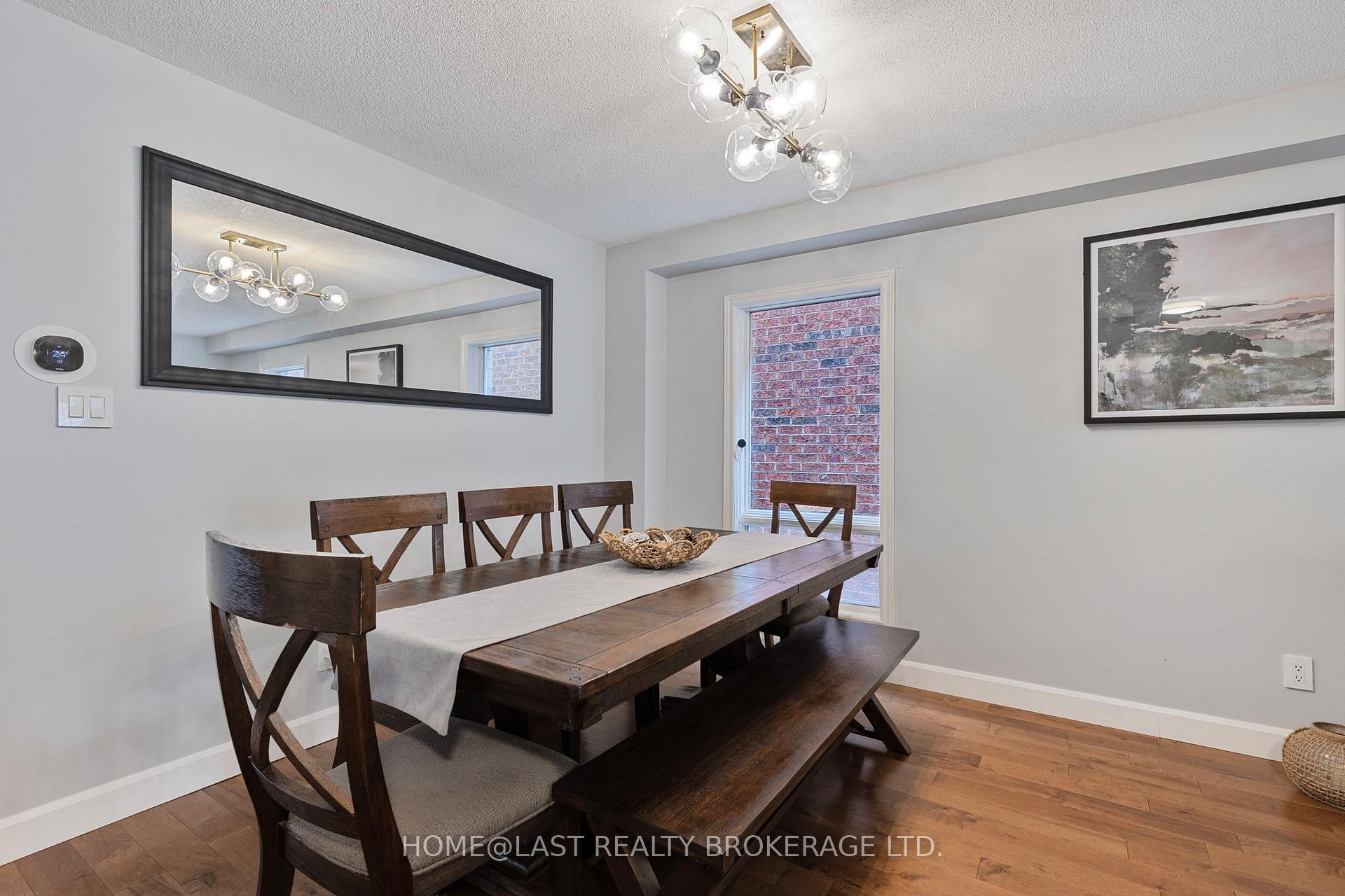 Photo 8 of 726 Swan Place, Pickering, Amberlea — HOMEH