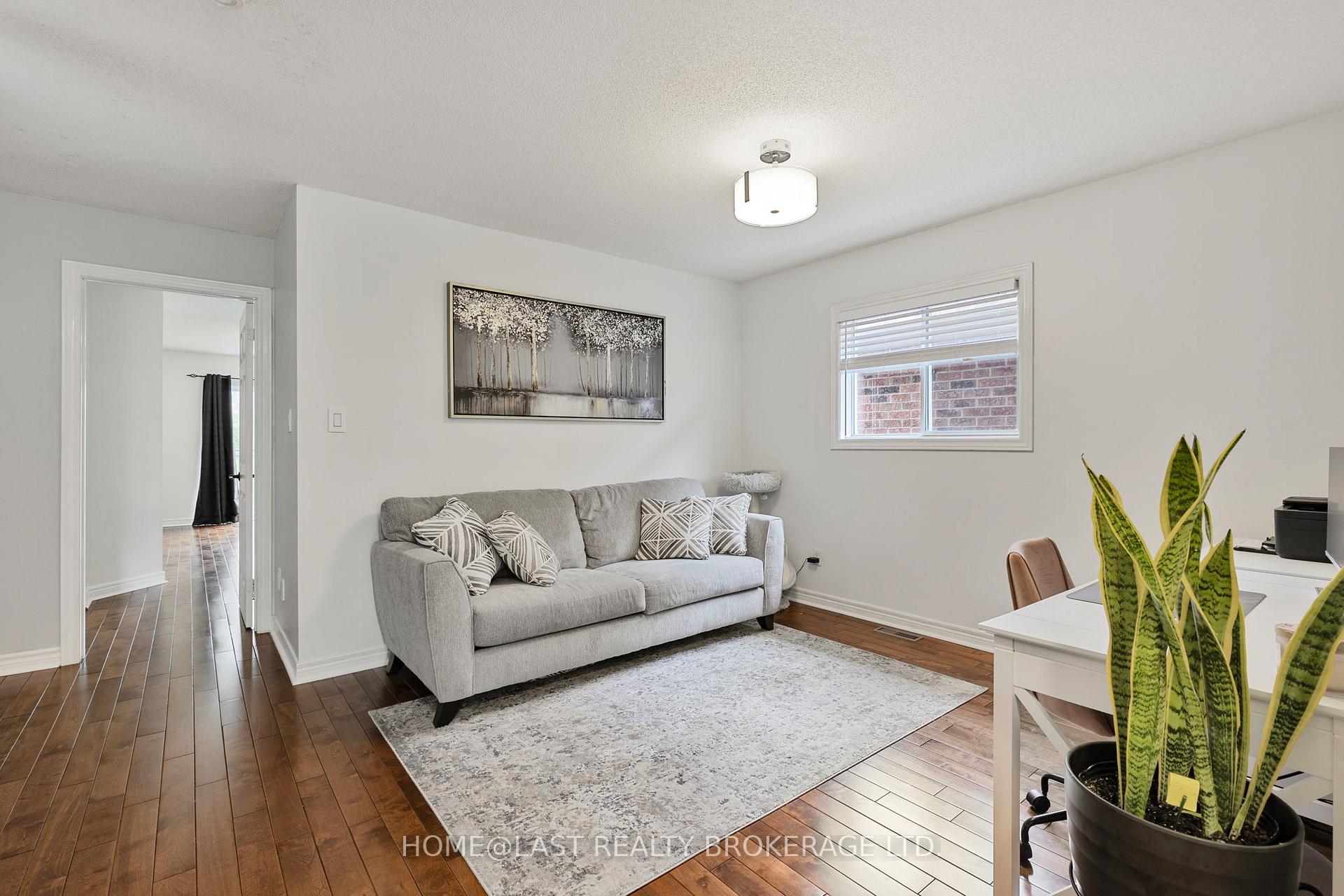 Photo 19 of 726 Swan Place, Pickering, Amberlea — HOMEH