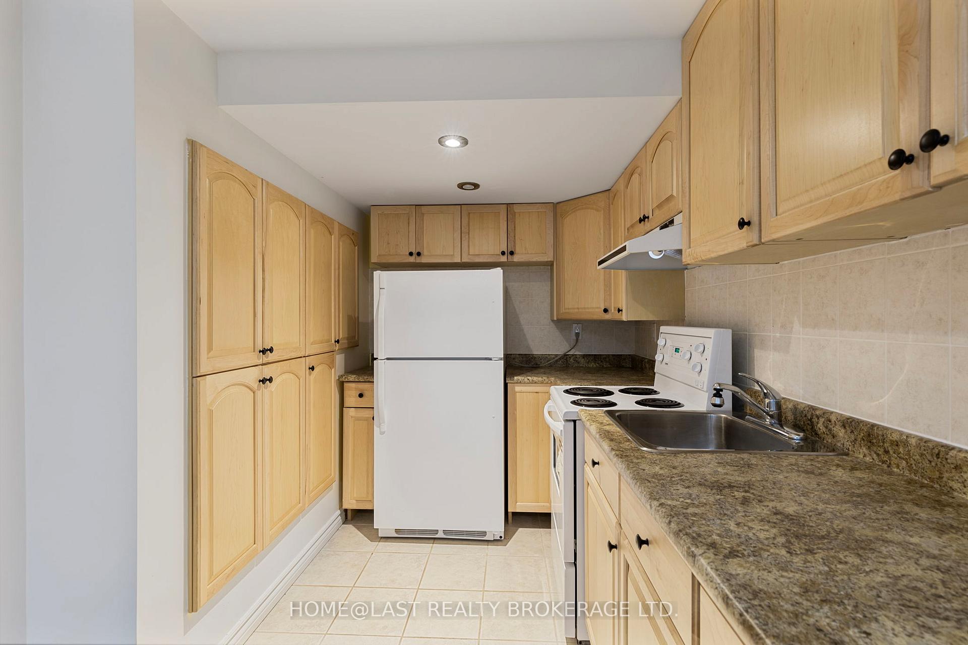 Photo 32 of 726 Swan Place, Pickering, Amberlea — HOMEH