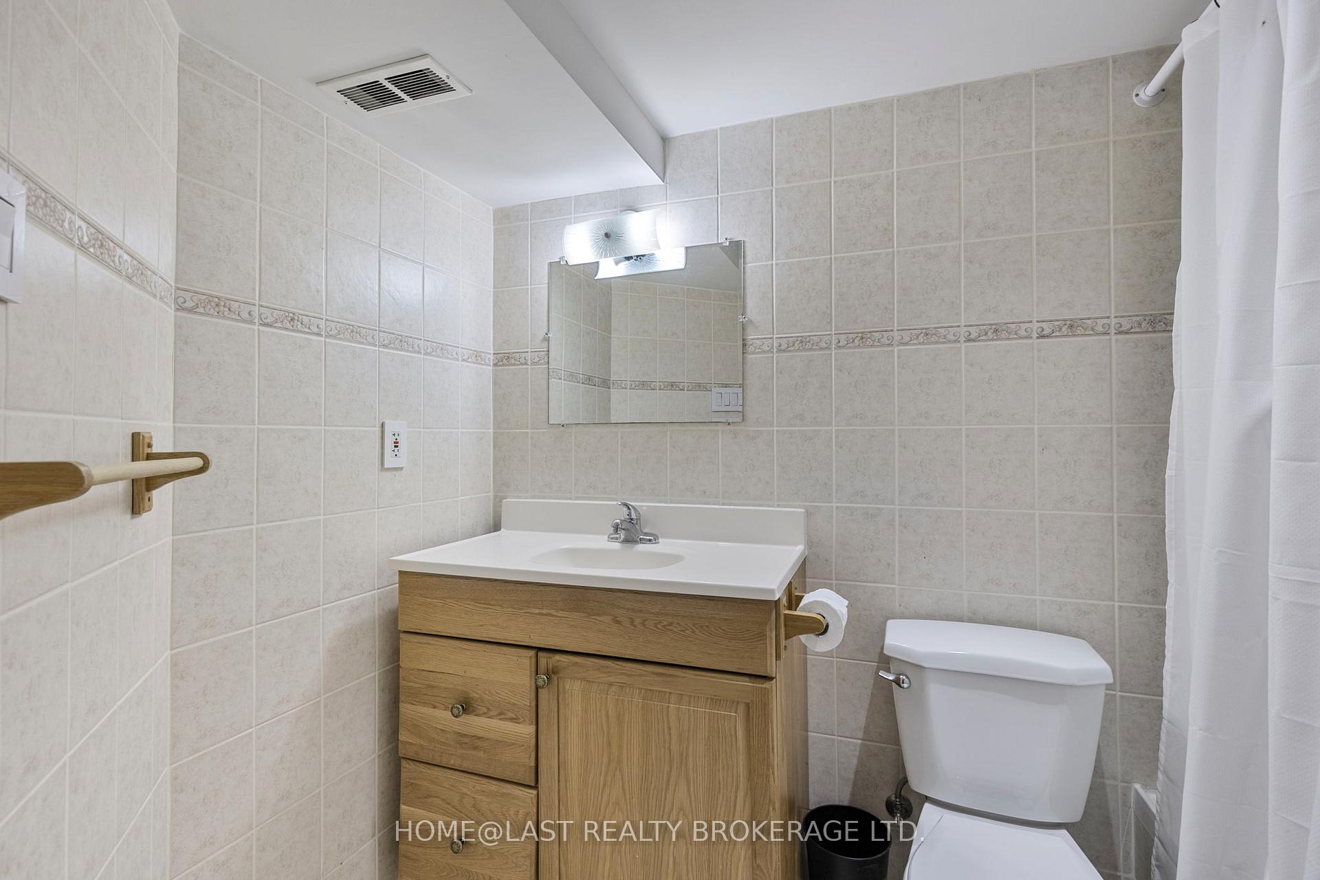 Photo 35 of 726 Swan Place, Pickering, Amberlea — HOMEH