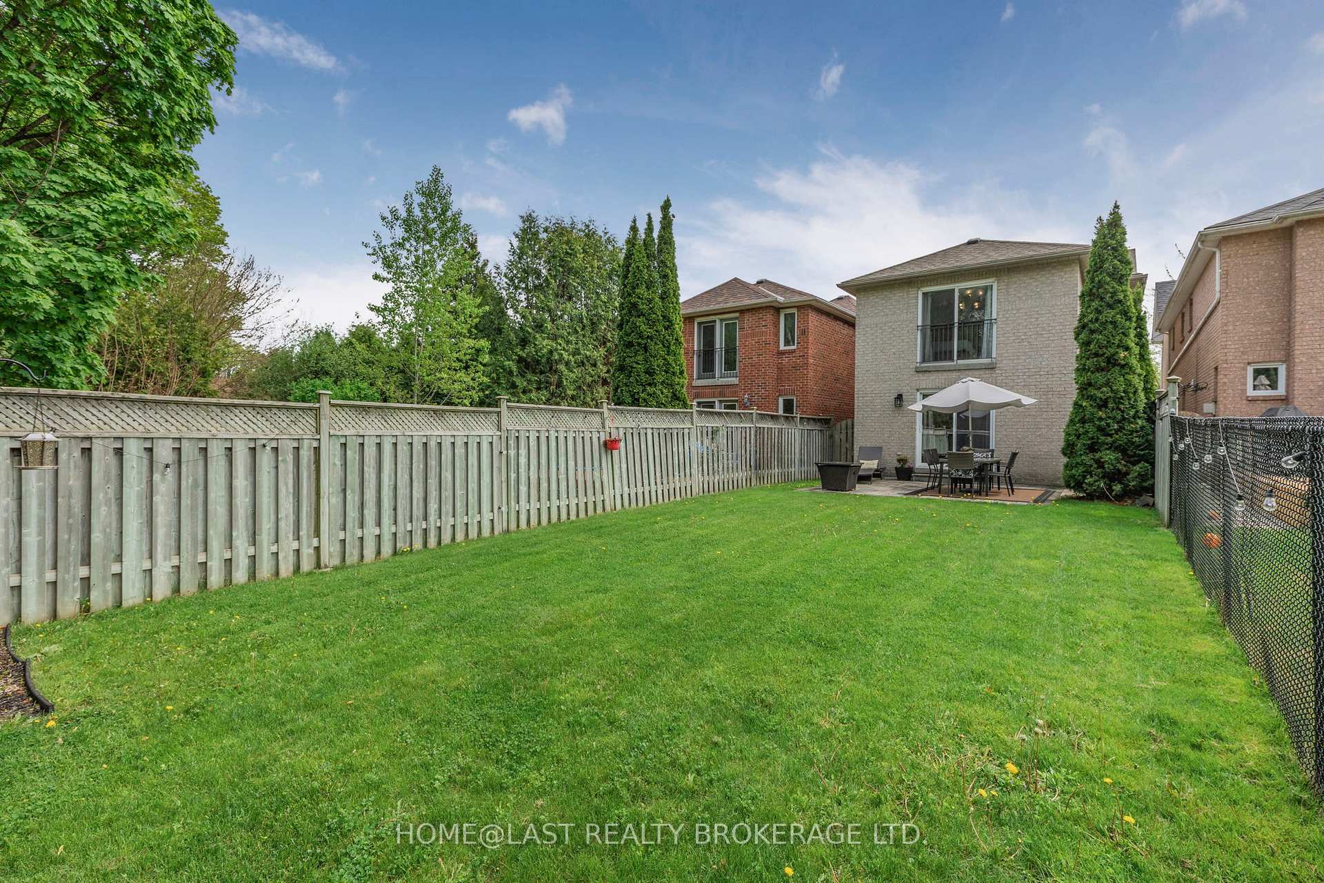 Photo 44 of 726 Swan Place, Pickering, Amberlea — HOMEH