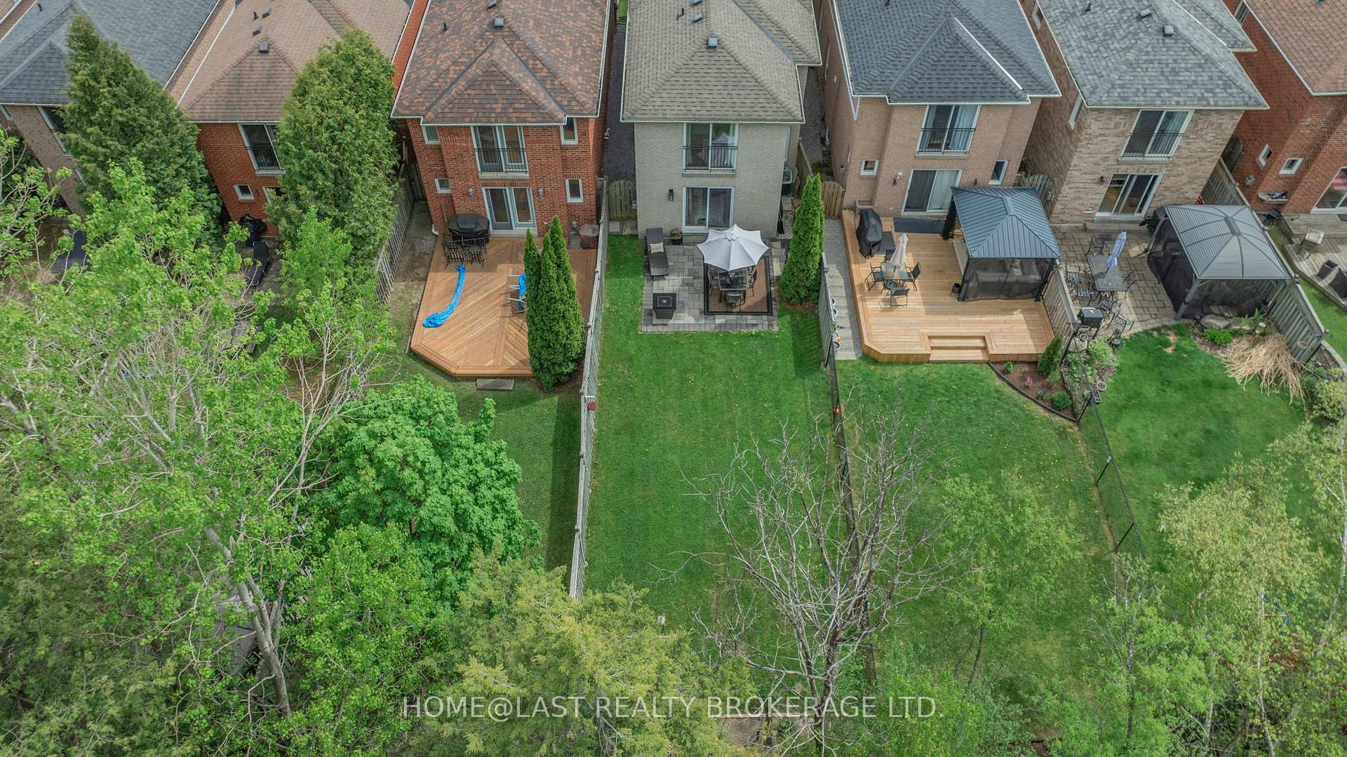 Photo 47 of 726 Swan Place, Pickering, Amberlea — HOMEH