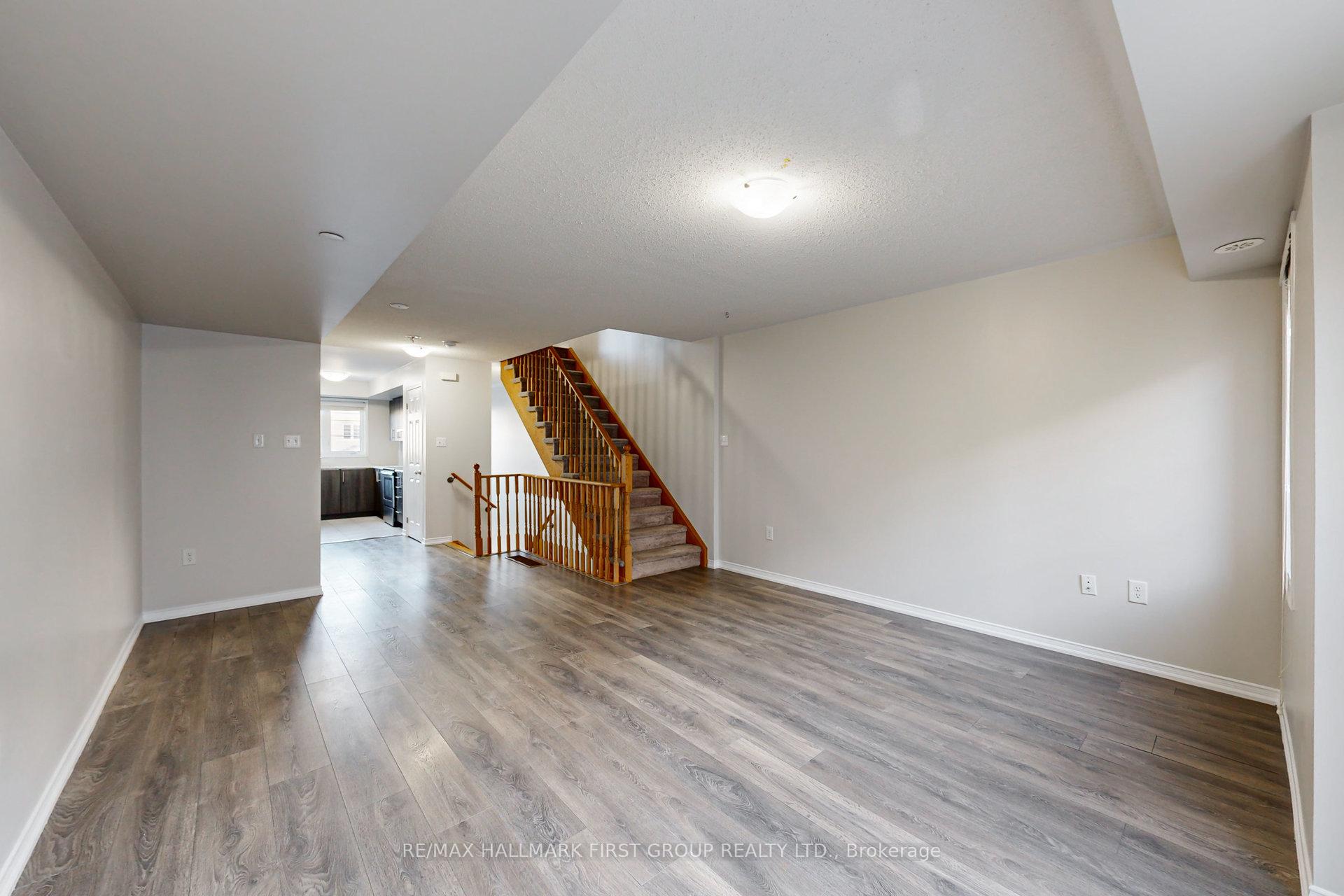 Photo 18 of 2532 Bromus Path, Oshawa, Windfields — HOMEH