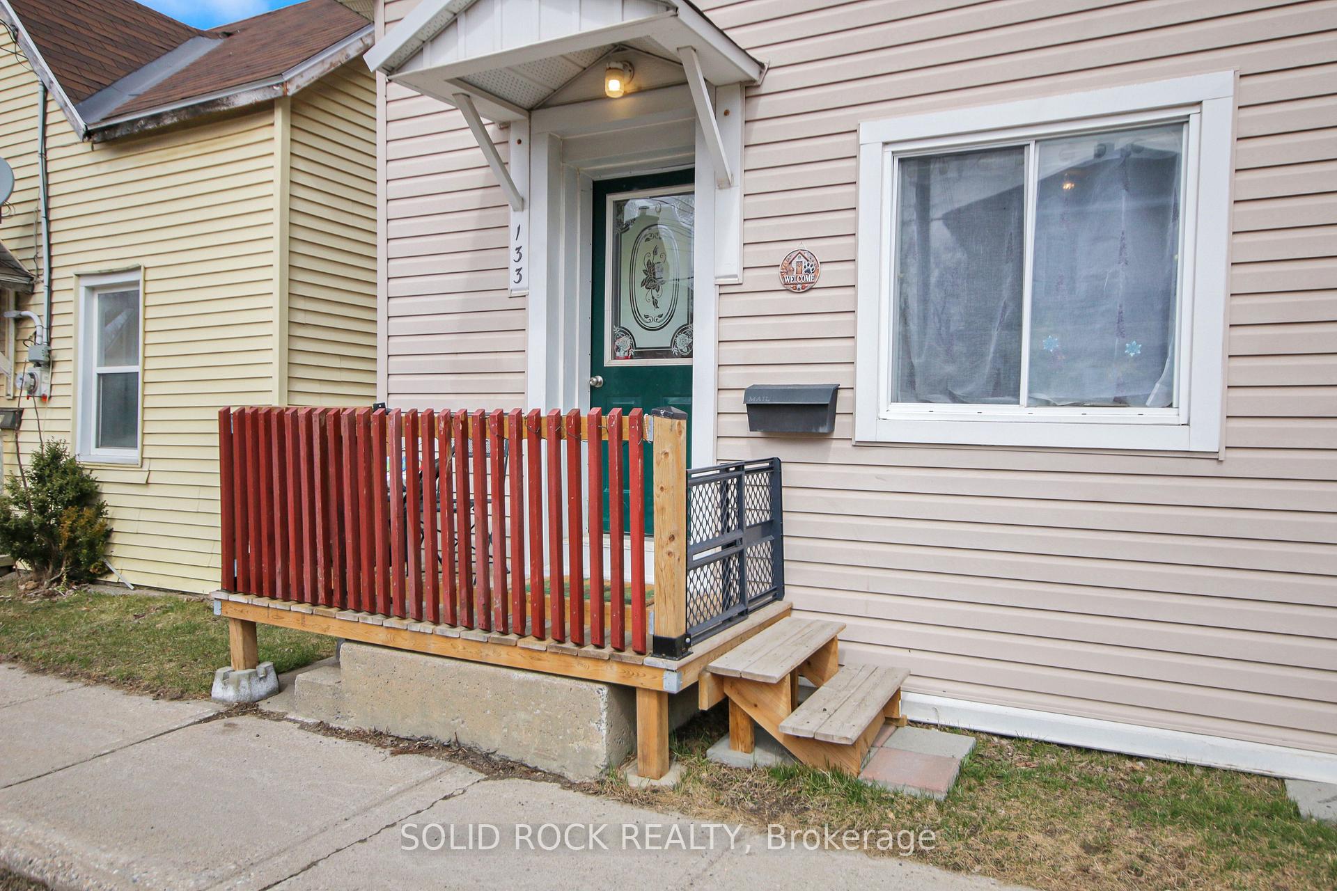 Photo 22 of 133 Bonnechere Street S, Renfrew — HOMEH