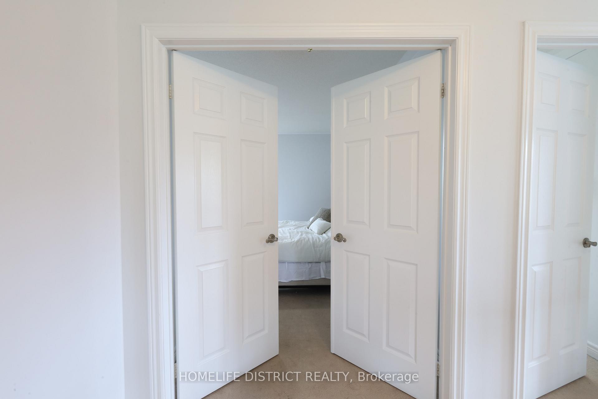 Photo 12 of 847 Greenleaf Circle E, Oshawa, Taunton — HOMEH