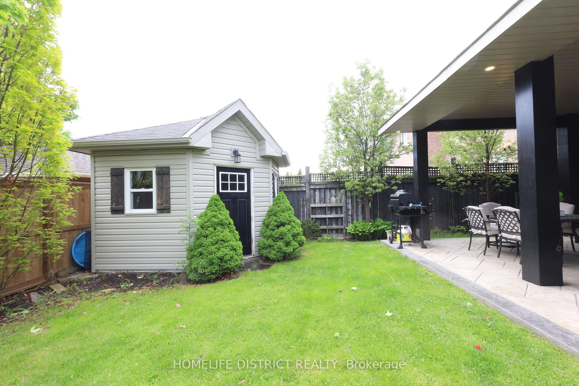 Photo 23 of 847 Greenleaf Circle E, Oshawa, Taunton — HOMEH