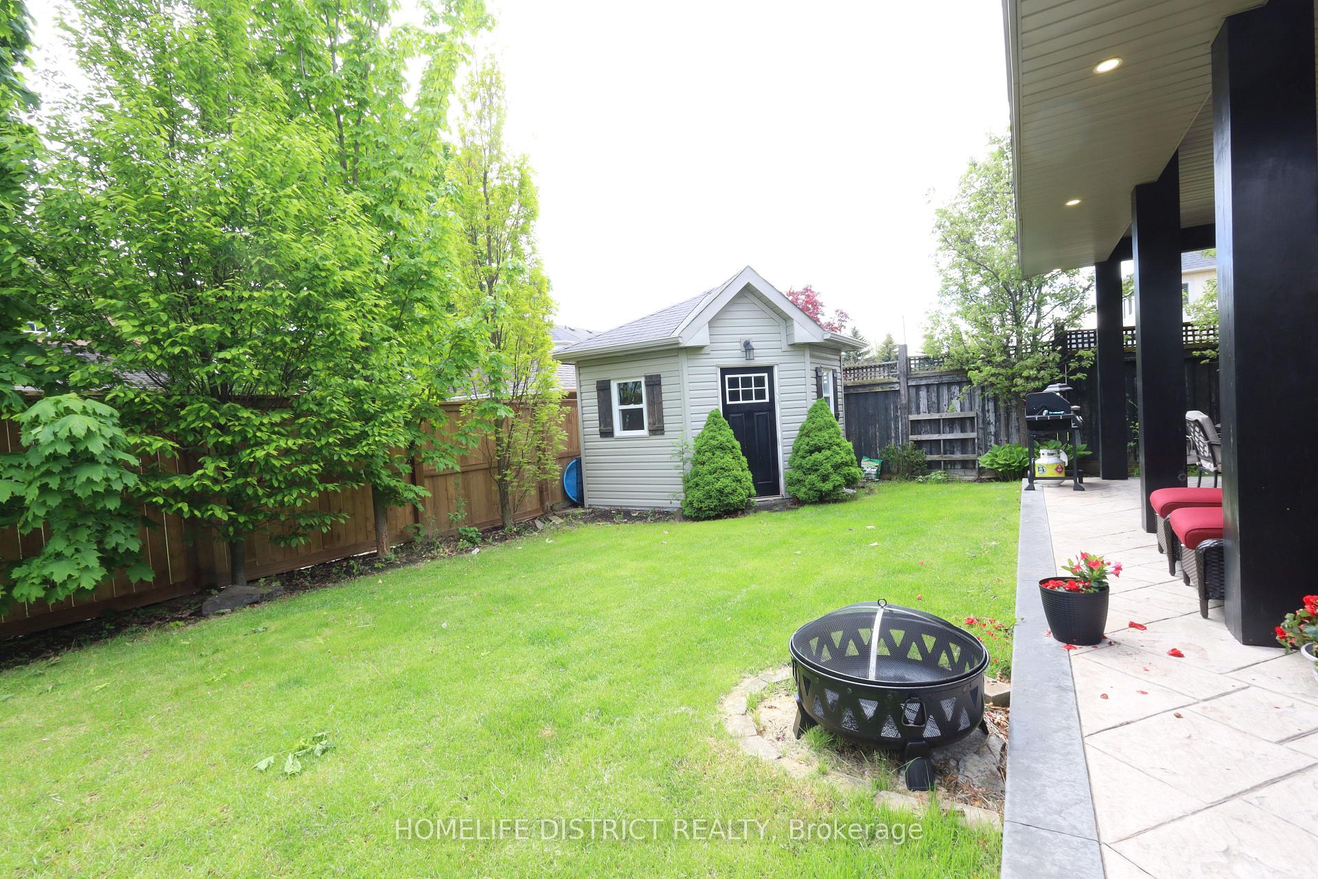 Photo 25 of 847 Greenleaf Circle E, Oshawa, Taunton — HOMEH