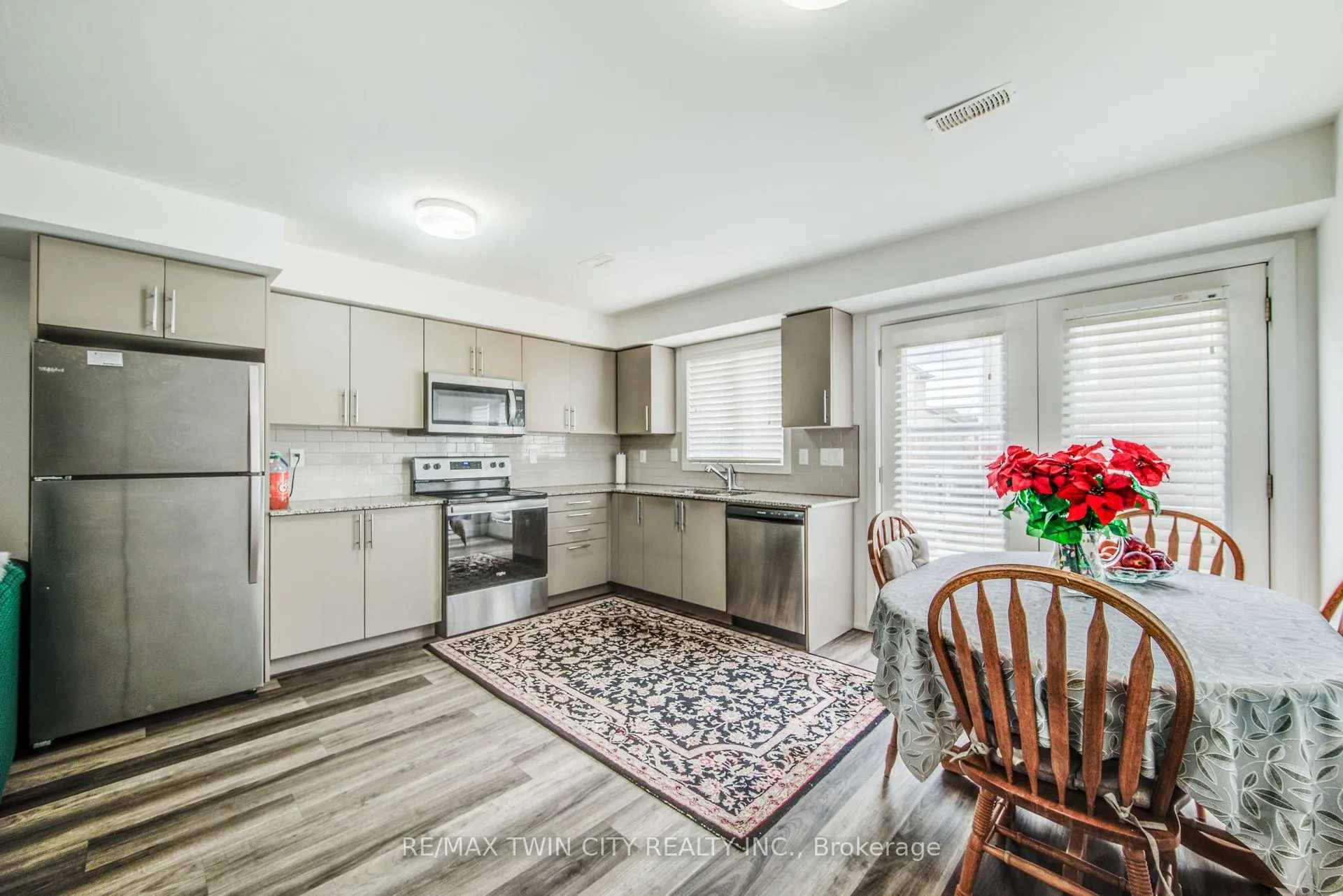 Photo 13 of Unit 35, 205 West Oak Trail, Kitchener — HOMEH