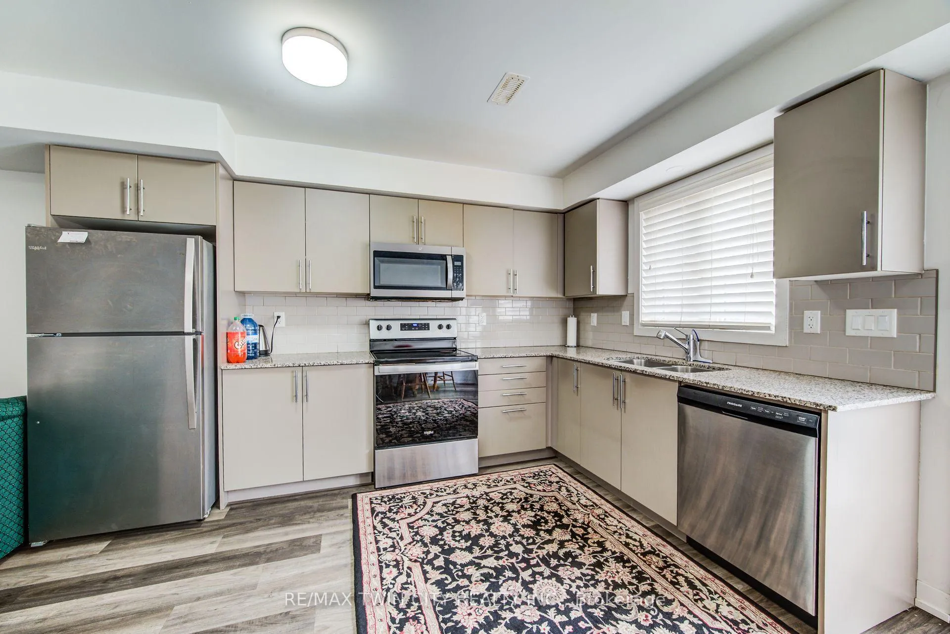 Photo 15 of Unit 35, 205 West Oak Trail, Kitchener — HOMEH