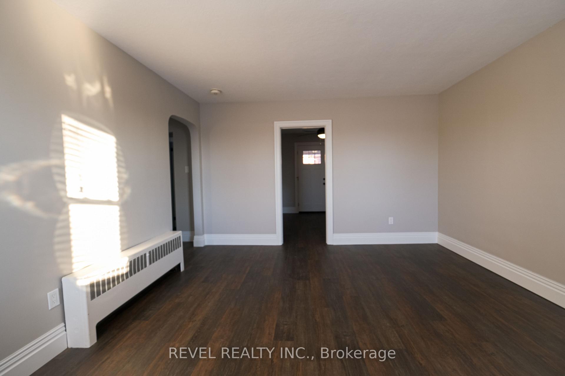 Photo 5 of Unit #2, 348 Simcoe Street N, Oshawa, O'Neill — HOMEH