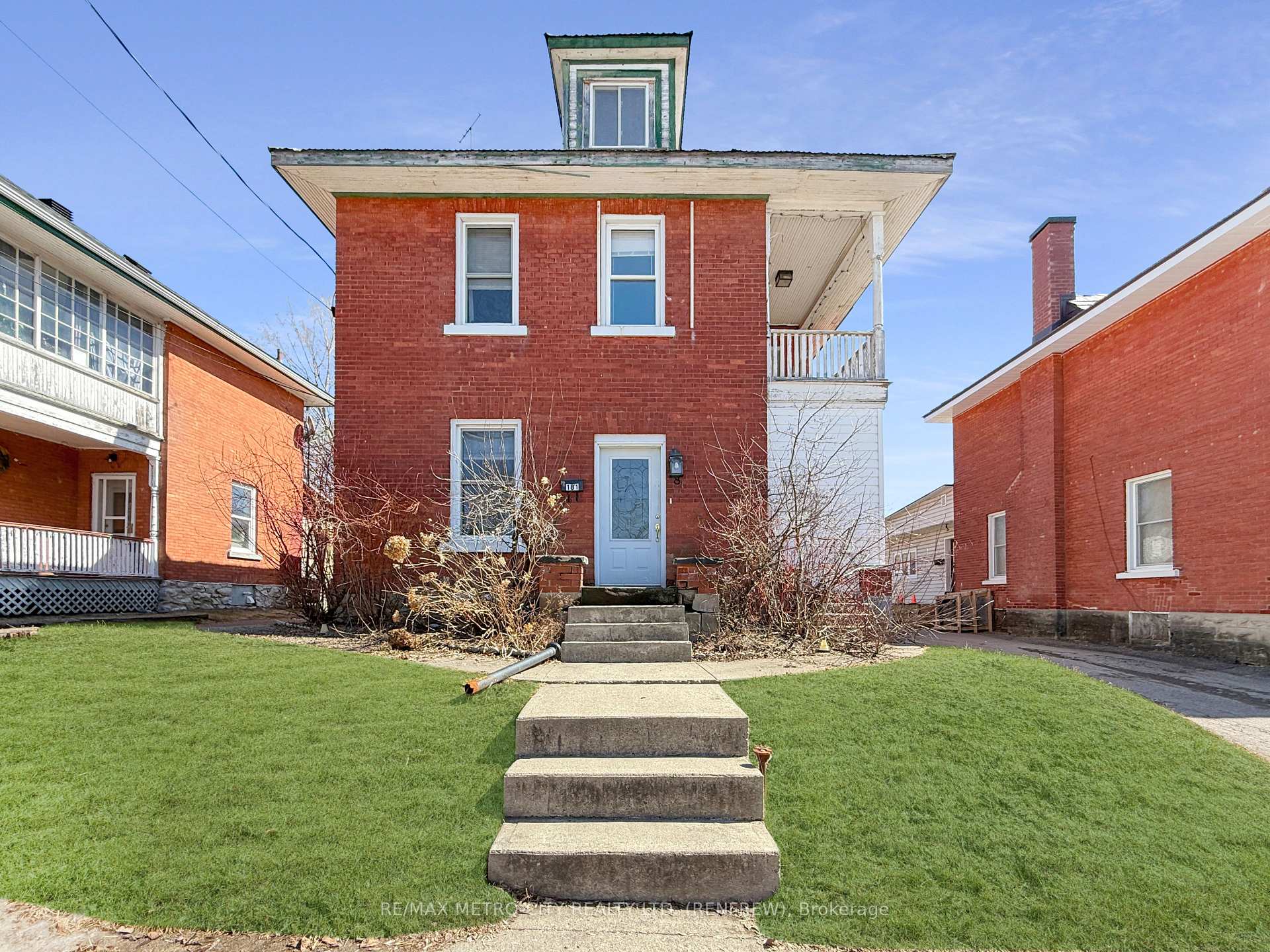 Photo 2 of 181 Cross Avenue, Renfrew — HOMEH