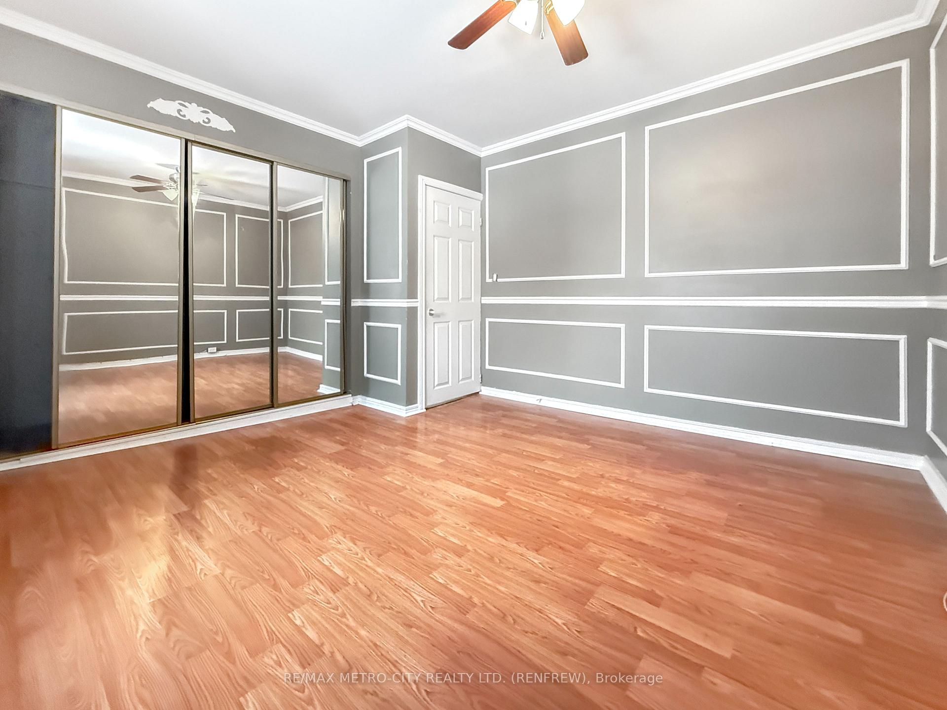 Photo 17 of 181 Cross Avenue, Renfrew — HOMEH