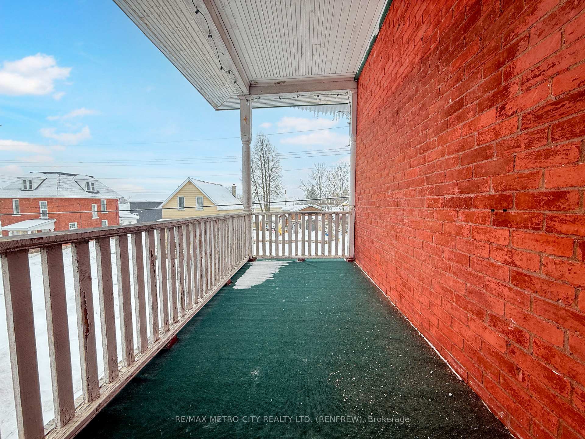 Photo 25 of 181 Cross Avenue, Renfrew — HOMEH