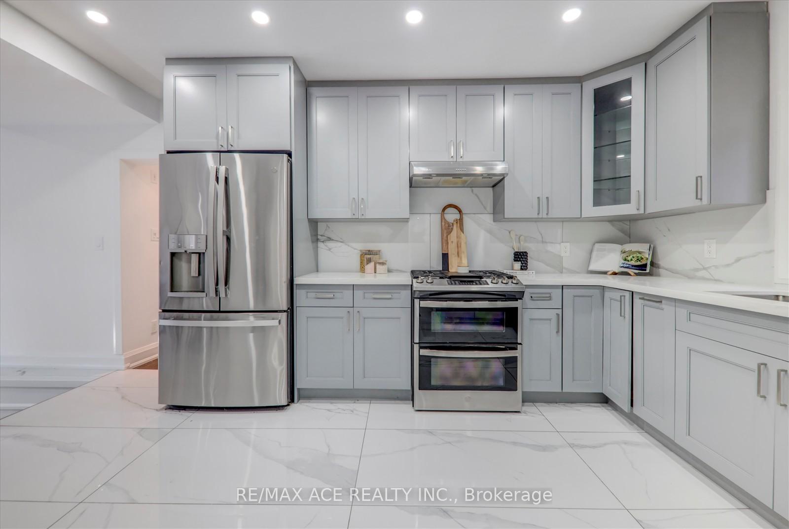 Photo 16 of 1844 Spruce Hill Road, Pickering, Dunbarton — HOMEH