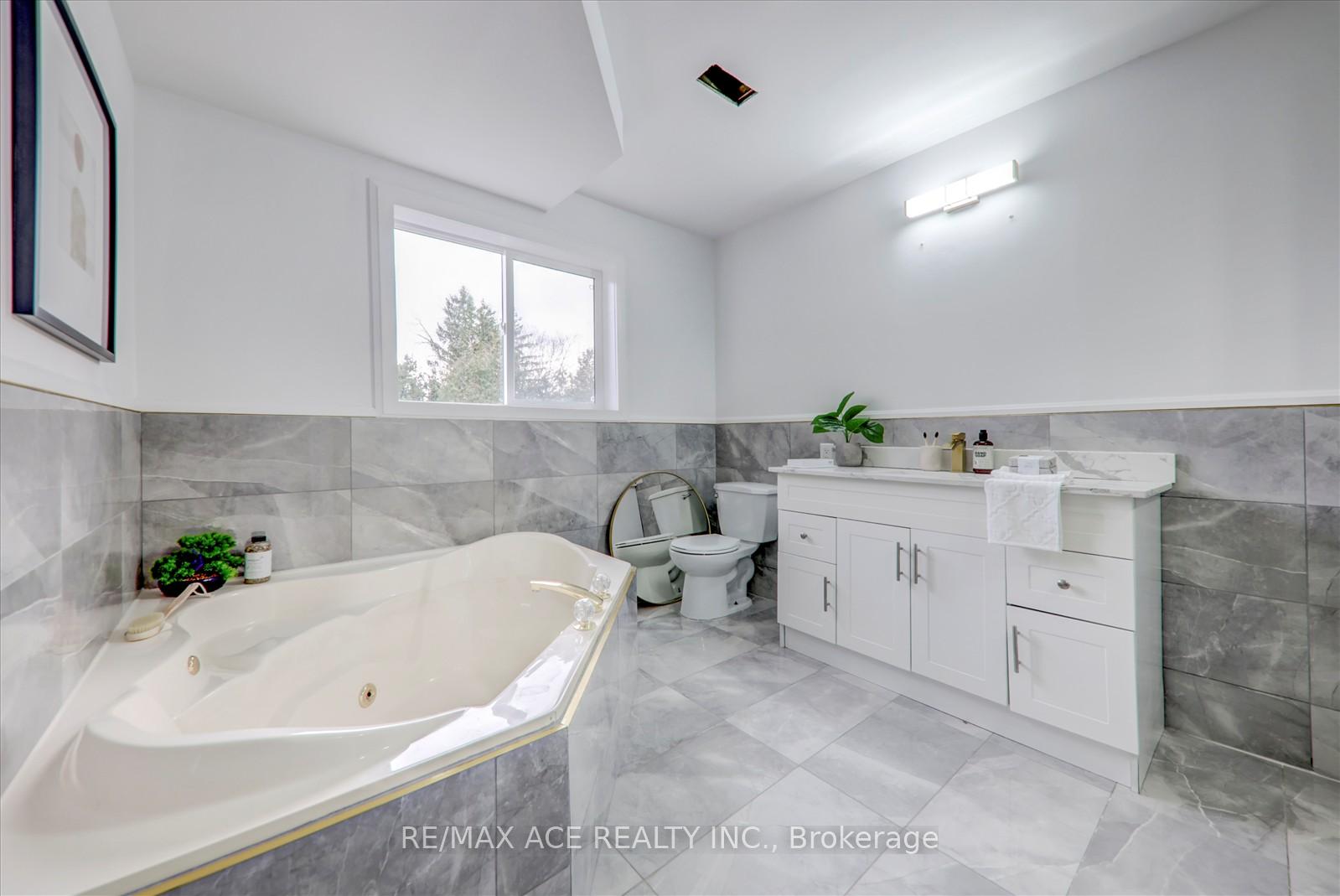 Photo 25 of 1844 Spruce Hill Road, Pickering, Dunbarton — HOMEH