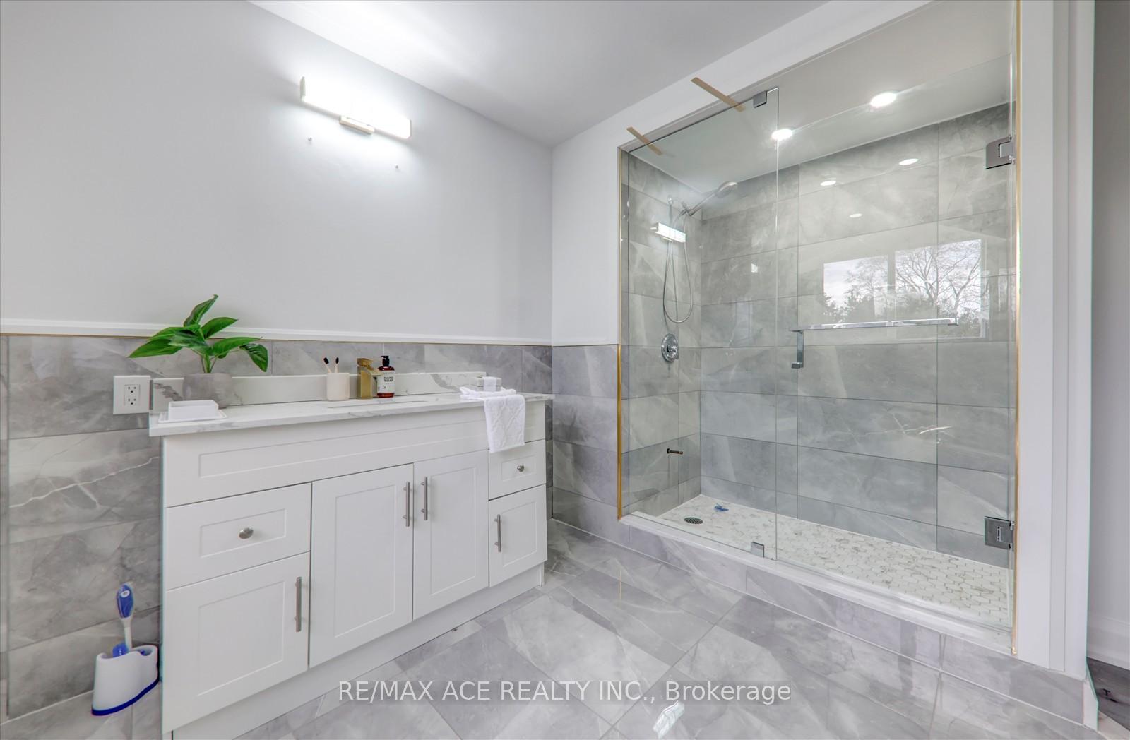 Photo 26 of 1844 Spruce Hill Road, Pickering, Dunbarton — HOMEH