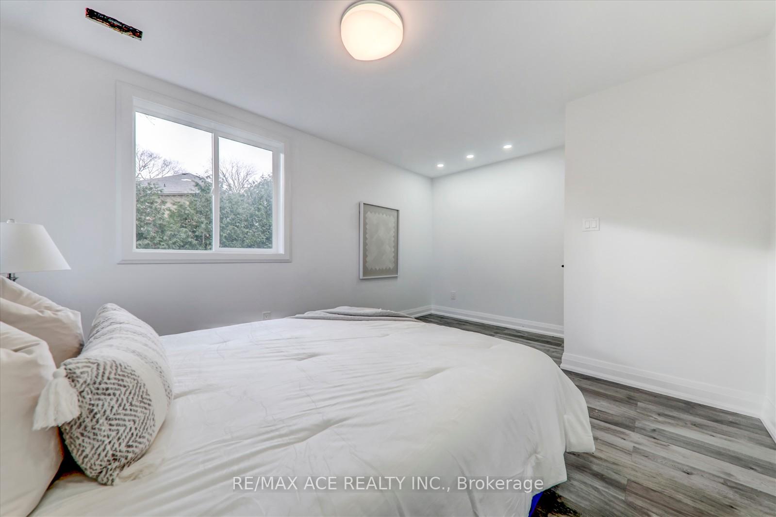 Photo 29 of 1844 Spruce Hill Road, Pickering, Dunbarton — HOMEH