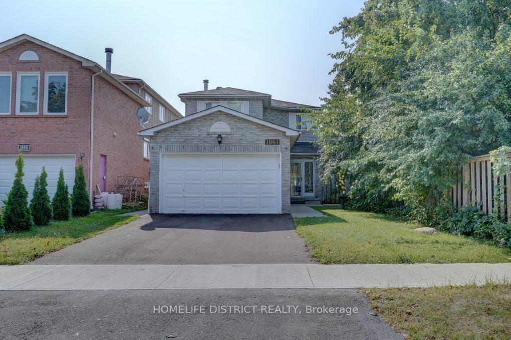 Front of 1861 Bainbridge Drive