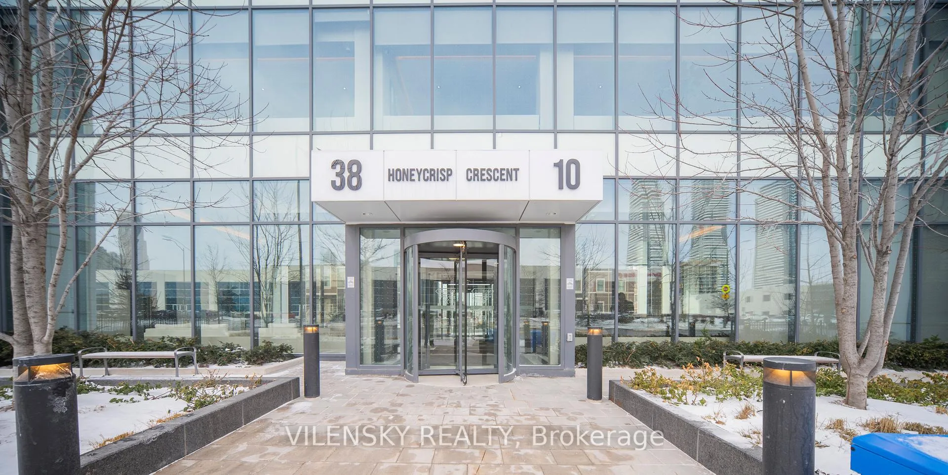 Photo 2 of Unit 1206, 10 Honeycrisp Crescent, Vaughan, Vaughan Corporate Centre — HOMEH