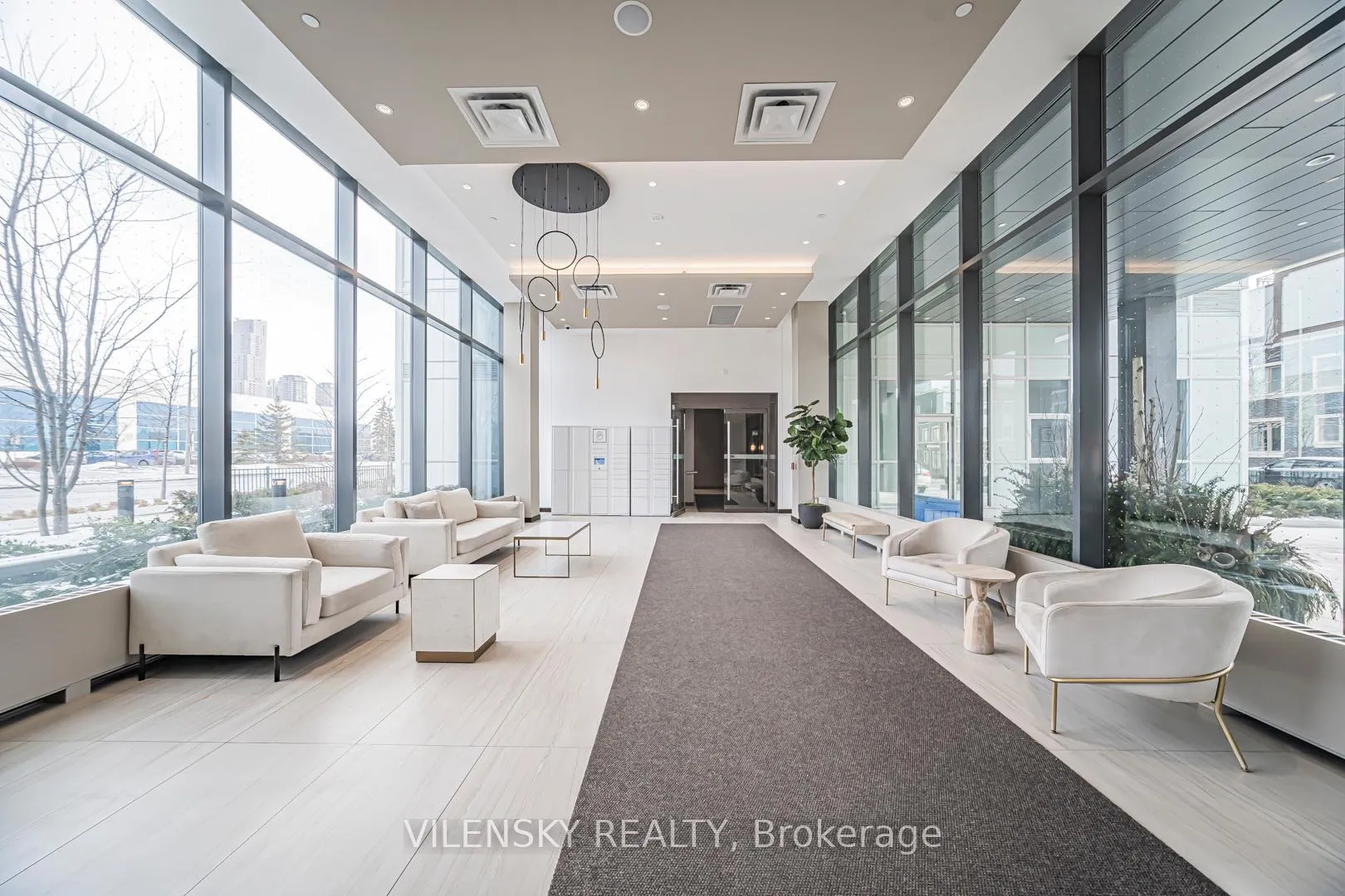 Photo 4 of Unit 1206, 10 Honeycrisp Crescent, Vaughan, Vaughan Corporate Centre — HOMEH