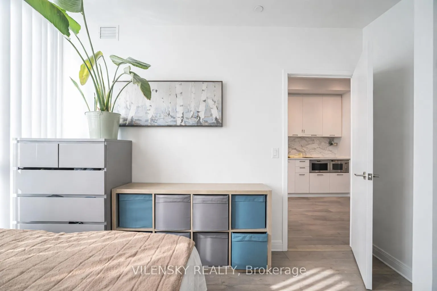 Photo 18 of Unit 1206, 10 Honeycrisp Crescent, Vaughan, Vaughan Corporate Centre — HOMEH