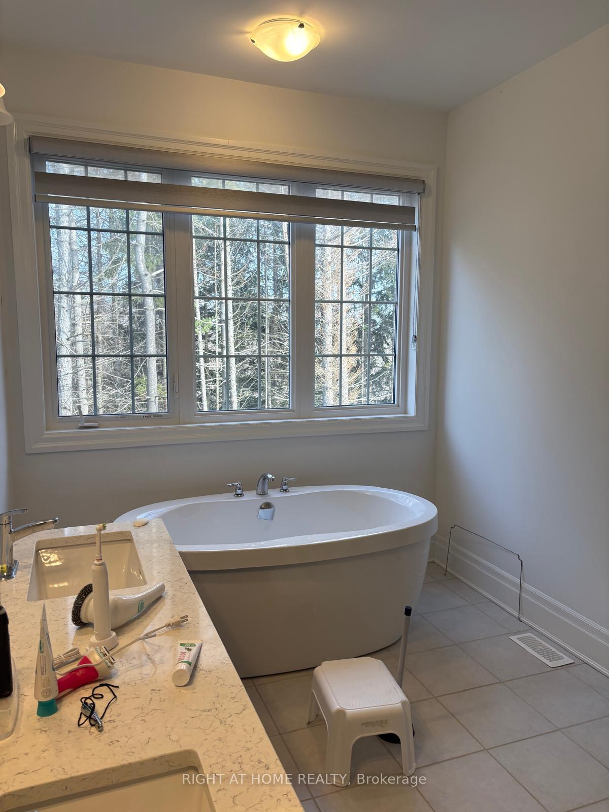 Photo 18 of 2965 Heartwood Lane, Pickering, Rural Pickering — HOMEH