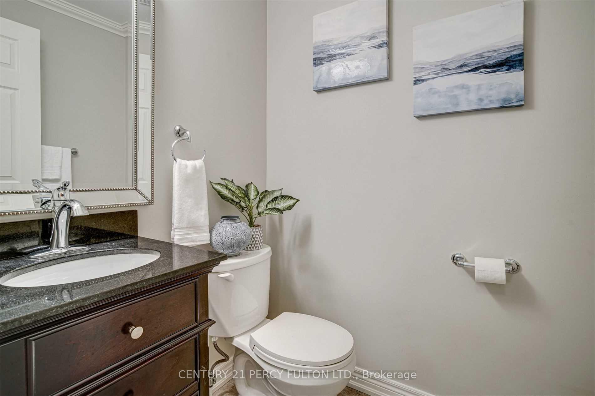 Photo 18 of 1084 Edward Bolton Crescent, Oshawa, Pinecrest — HOMEH