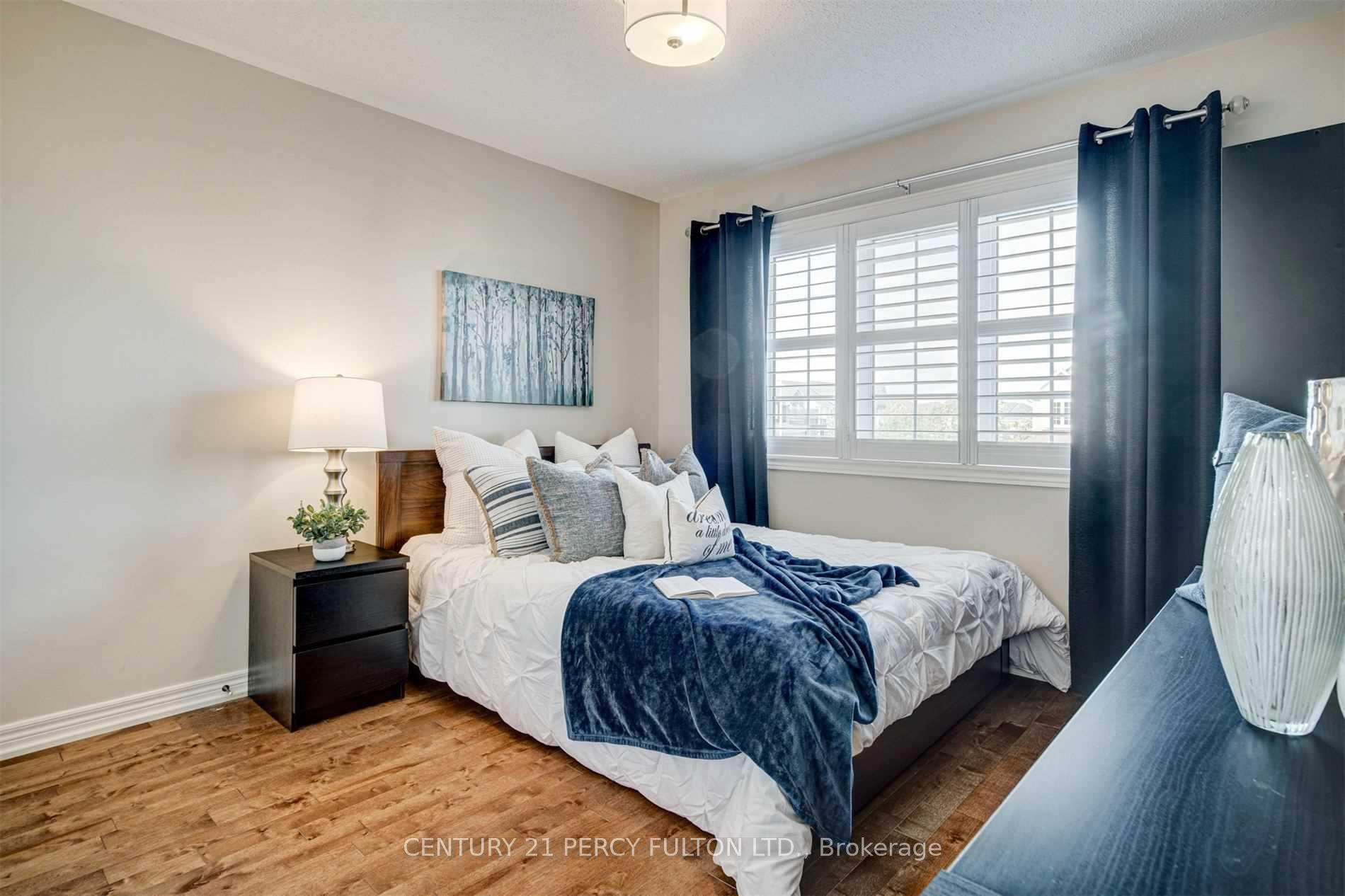 Photo 26 of 1084 Edward Bolton Crescent, Oshawa, Pinecrest — HOMEH