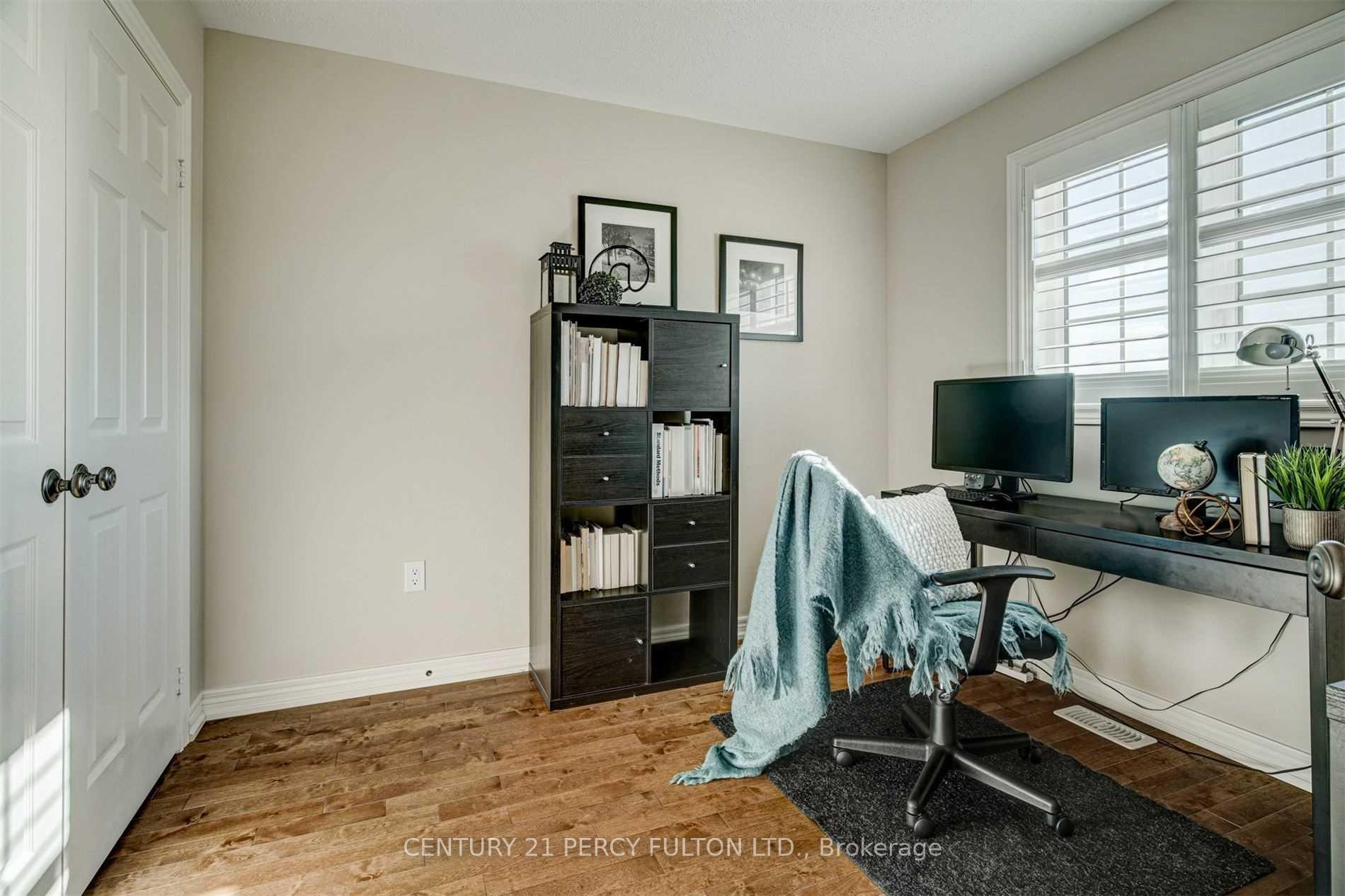 Photo 29 of 1084 Edward Bolton Crescent, Oshawa, Pinecrest — HOMEH