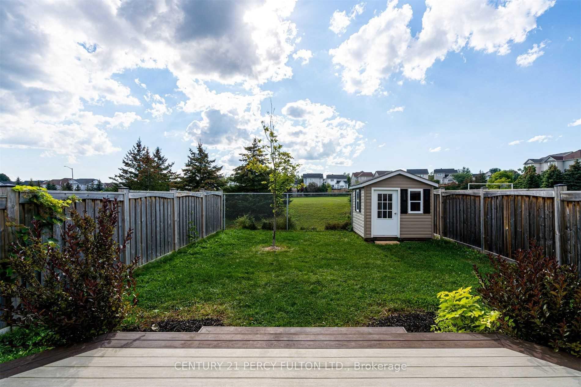 Photo 35 of 1084 Edward Bolton Crescent, Oshawa, Pinecrest — HOMEH