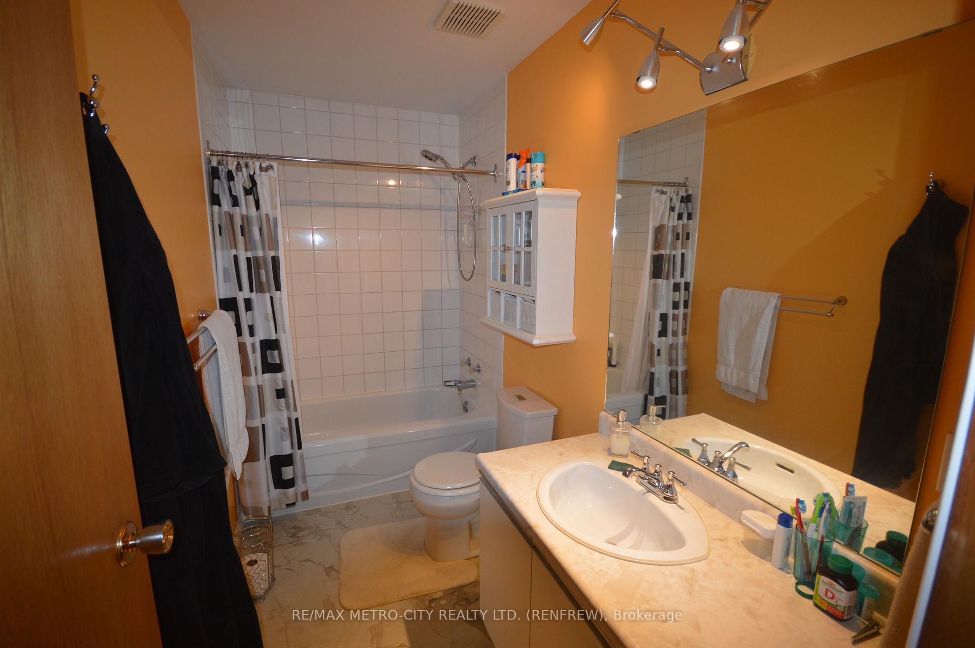 Photo 9 of 258 Centennial Drive, Renfrew — HOMEH