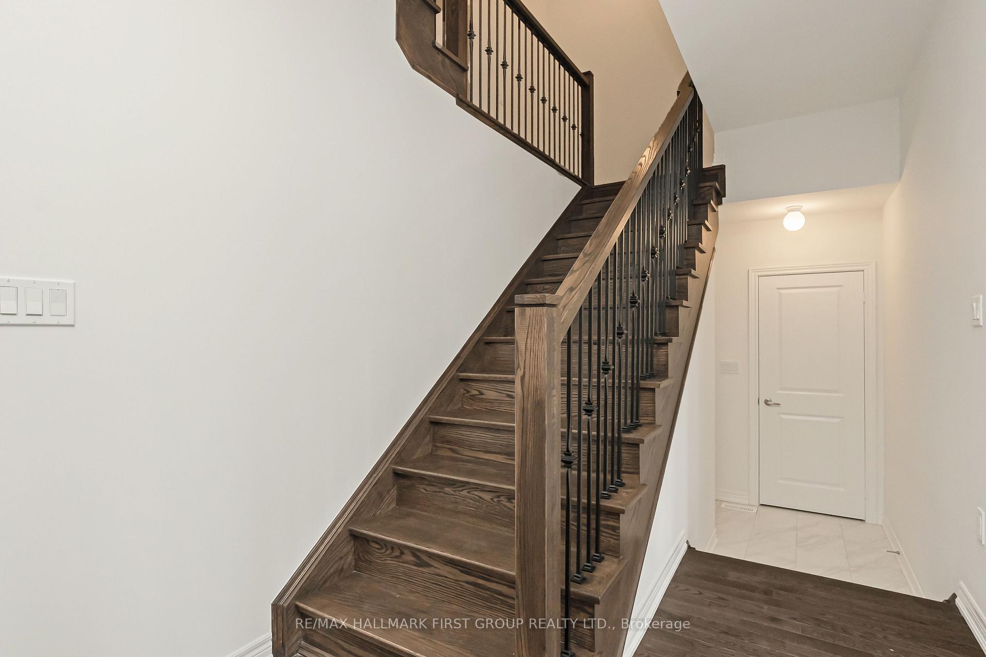 Photo 12 of 1278 Talisman Manor, Pickering, Rural Pickering — HOMEH