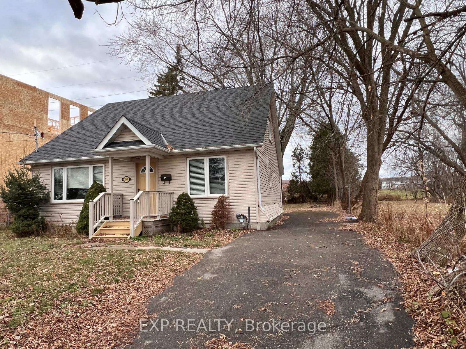 Photo 3 of 1968 Guild Road, Pickering, Village East — HOMEH