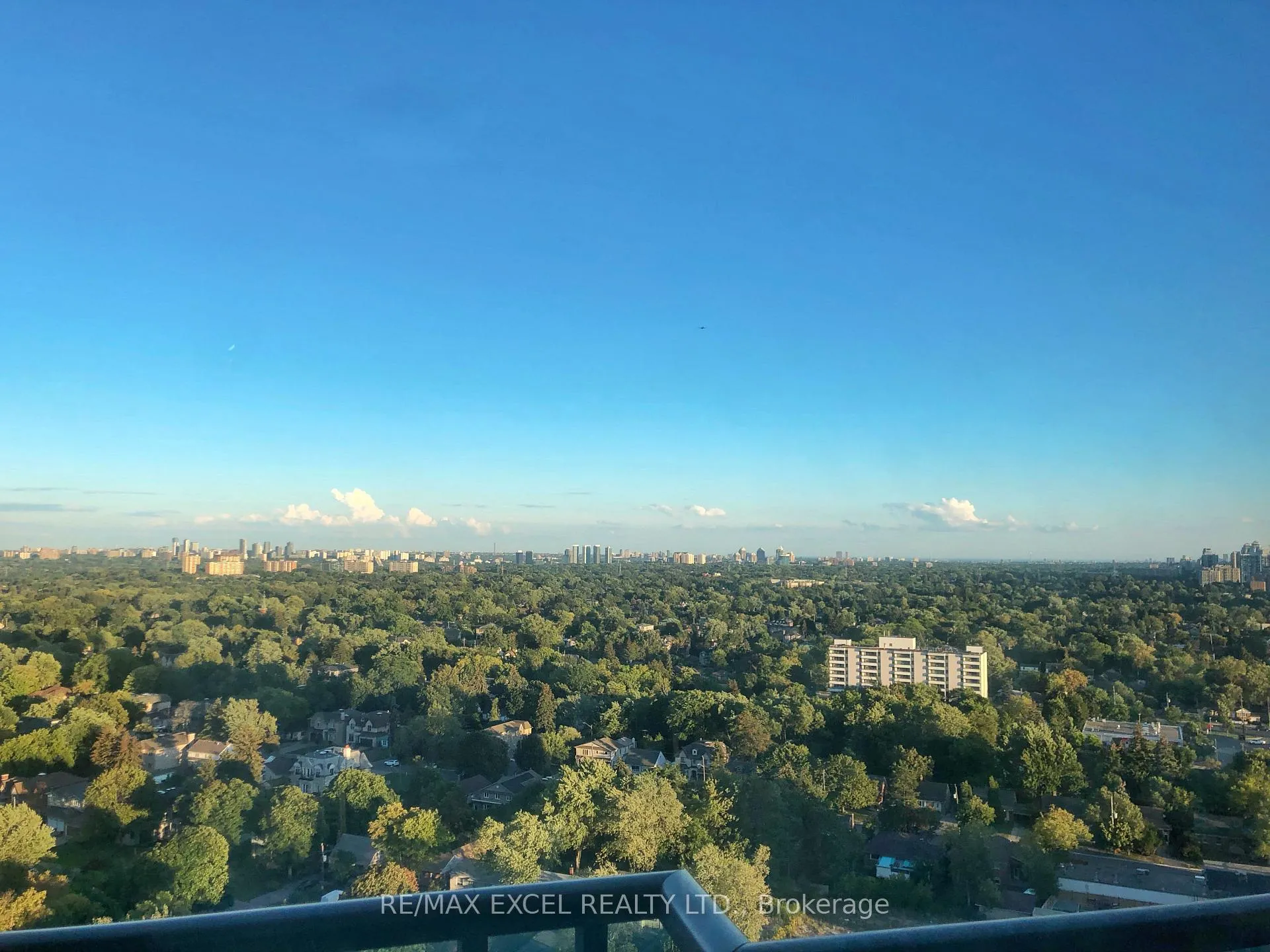 Photo 9 of Unit 2029, 7161 Yonge Street, Markham, Grandview — HOMEH