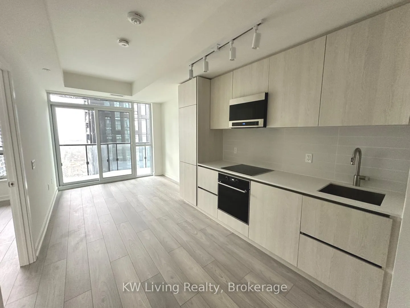 Photo 10 of Unit 3003, 110 Broadway Avenue, Toronto, Mount Pleasant West — HOMEH