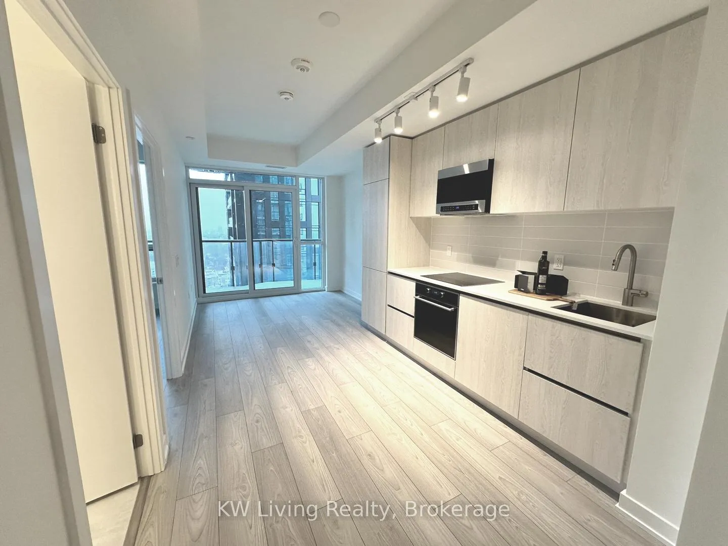 Photo 11 of Unit 3003, 110 Broadway Avenue, Toronto, Mount Pleasant West — HOMEH