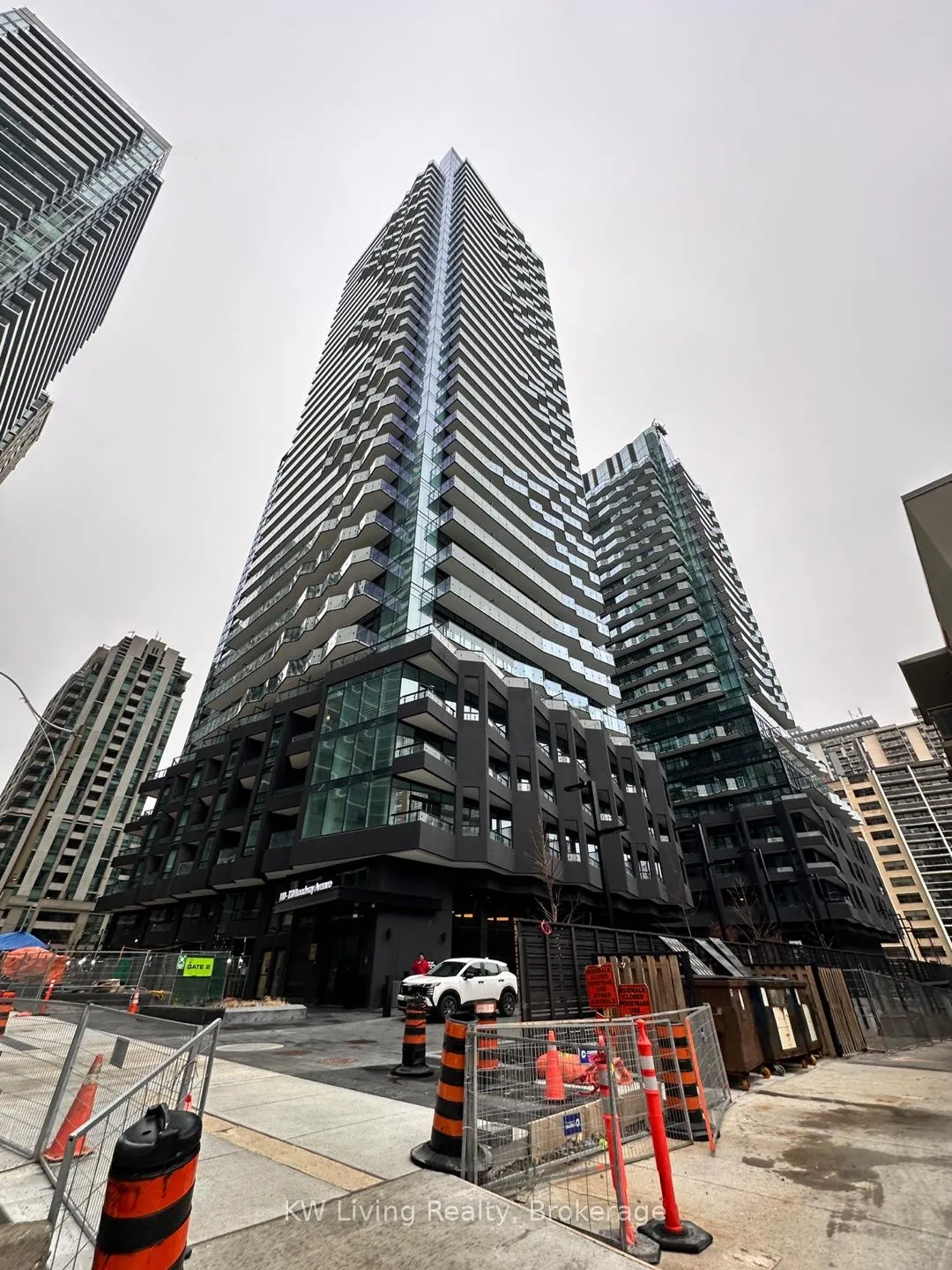 Photo 27 of Unit 3003, 110 Broadway Avenue, Toronto, Mount Pleasant West — HOMEH