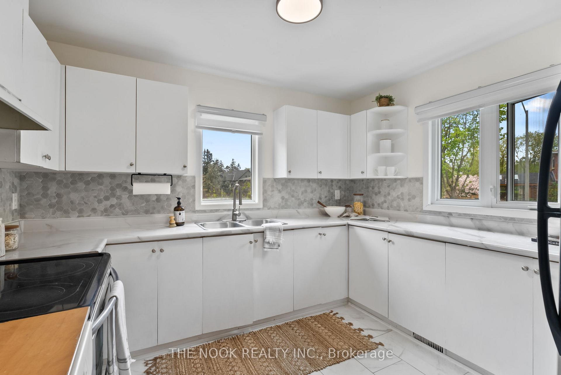 Photo 5 of 629 Dunn Crescent, Pickering, Rosebank — HOMEH
