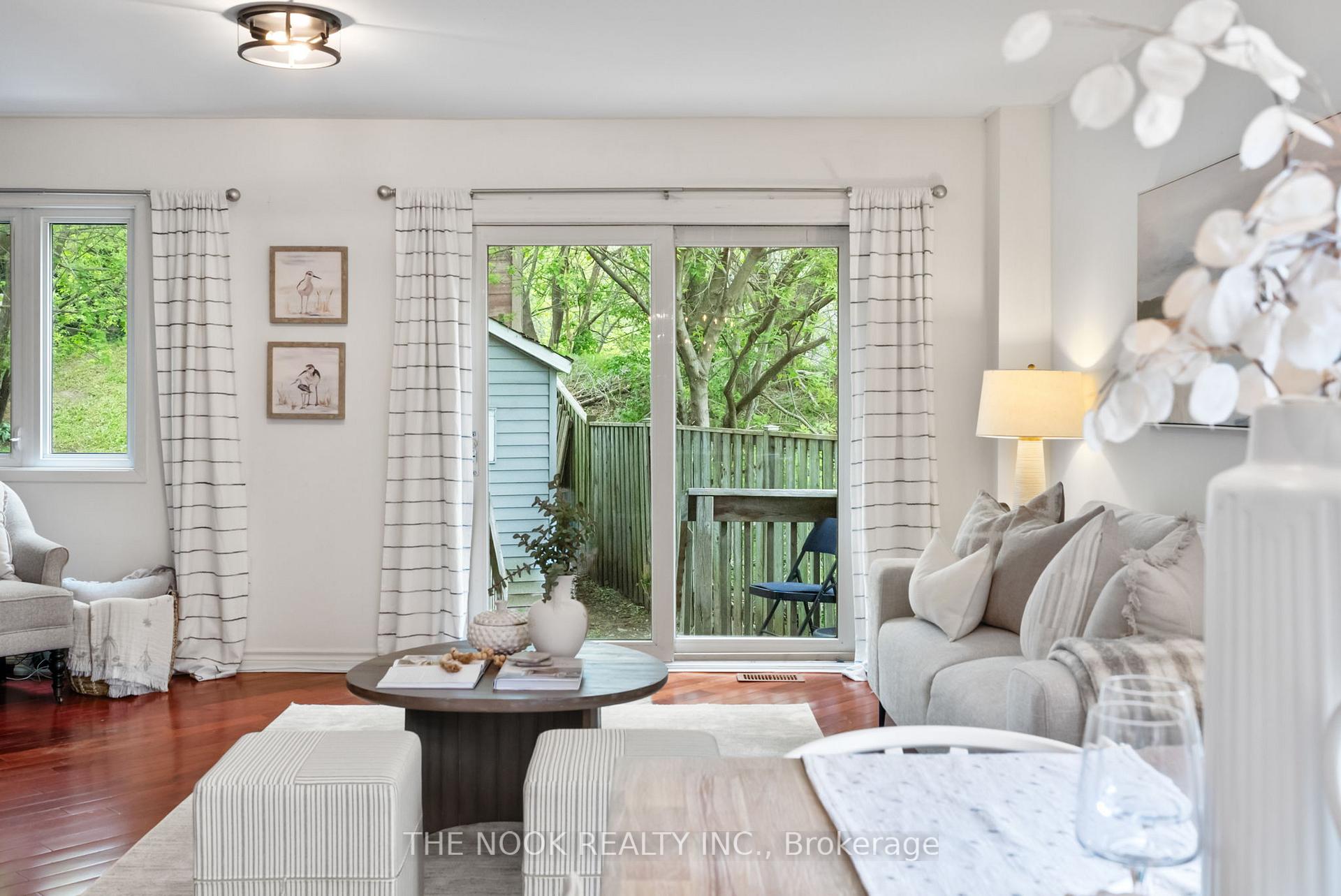 Photo 15 of 629 Dunn Crescent, Pickering, Rosebank — HOMEH