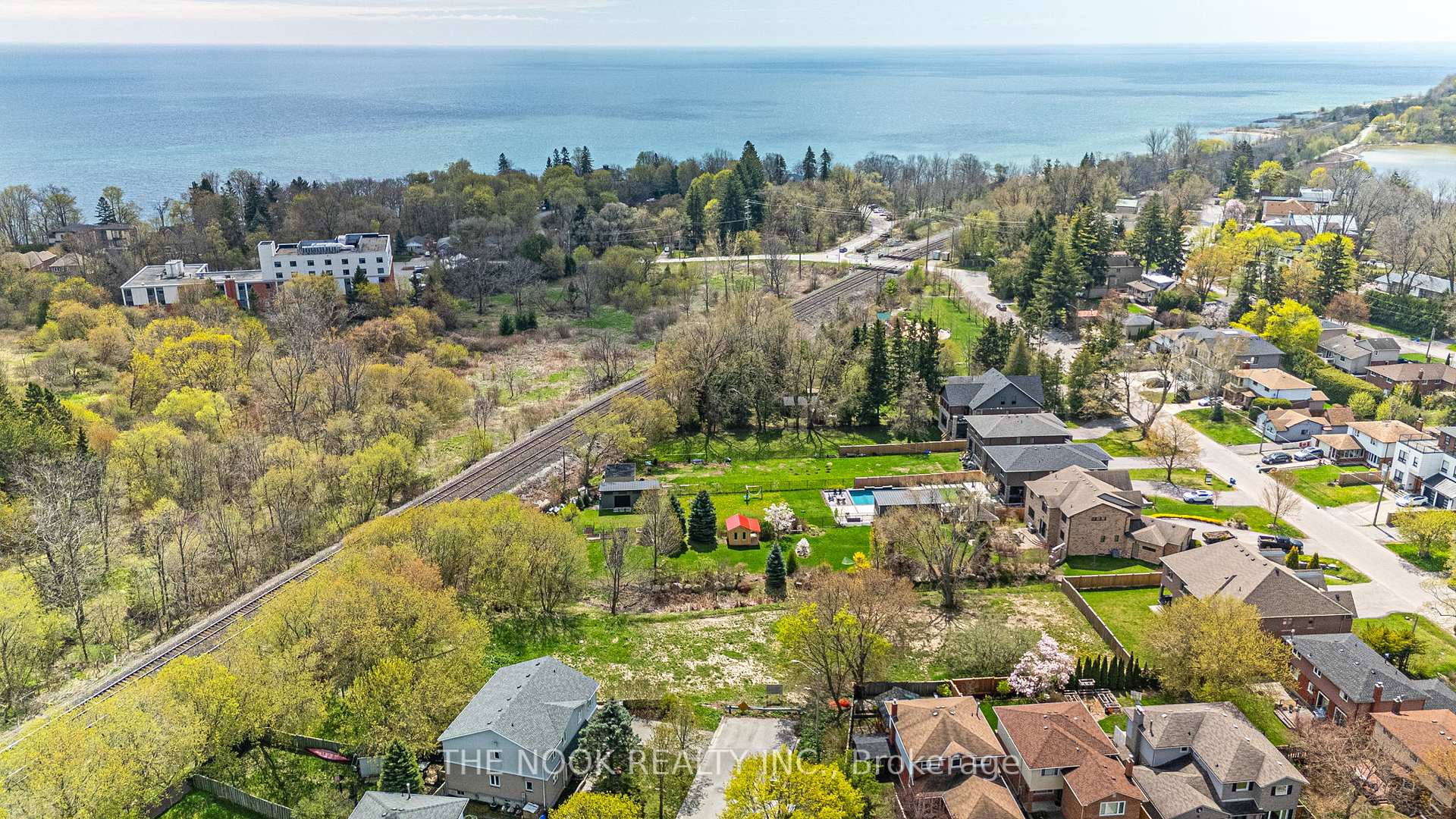 Photo 44 of 629 Dunn Crescent, Pickering, Rosebank — HOMEH