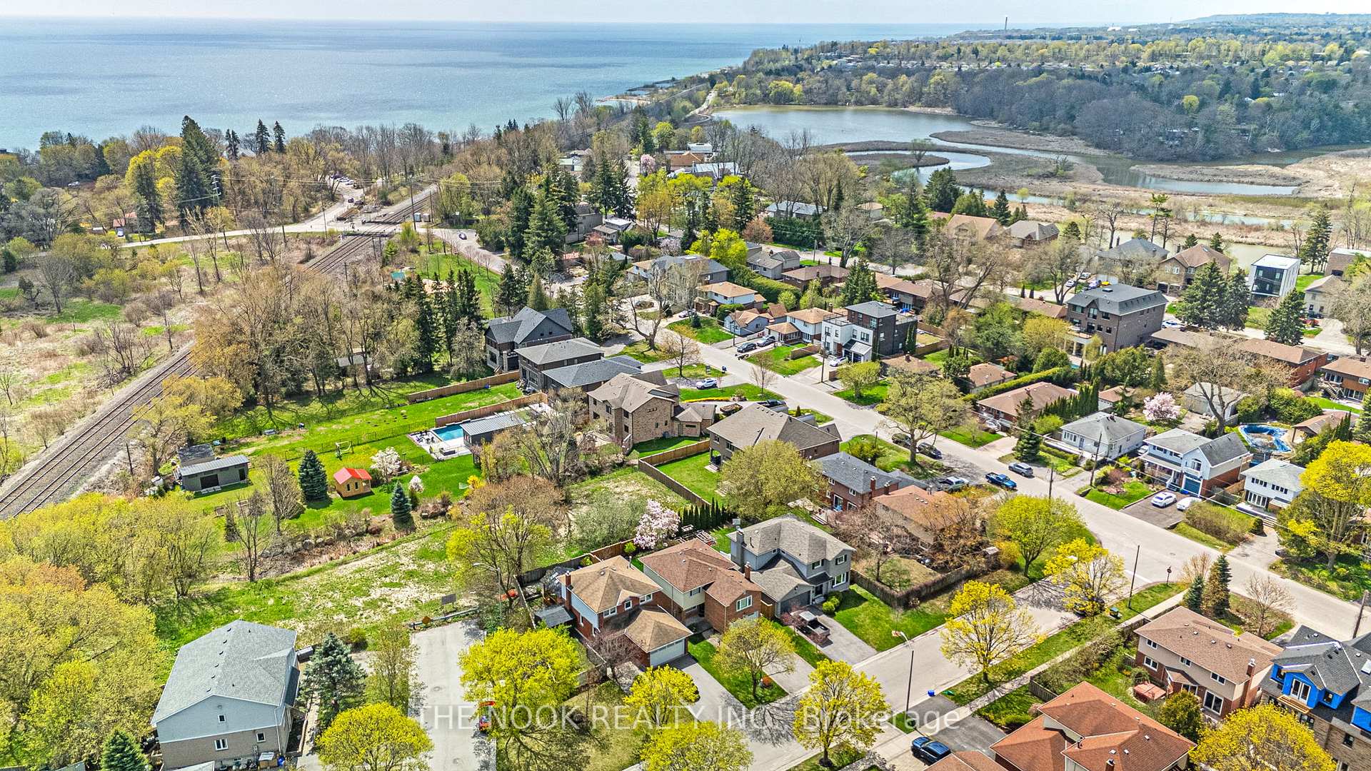 Photo 45 of 629 Dunn Crescent, Pickering, Rosebank — HOMEH