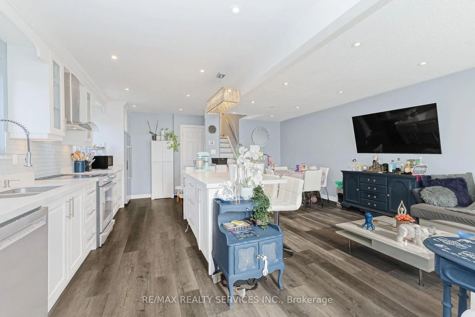 Photo 9 of 8 Chipwood Acres, Brampton, Madoc — HOMEH