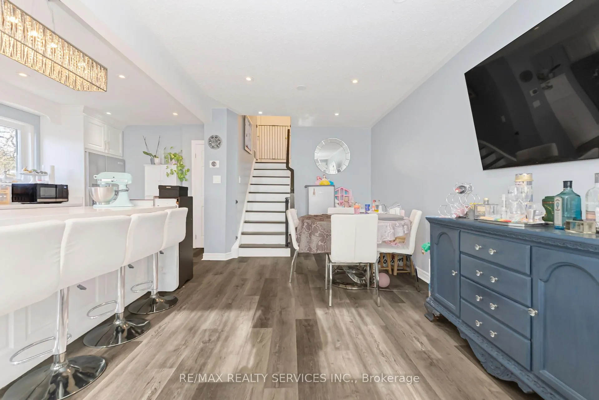 Photo 17 of 8 Chipwood Acres, Brampton, Madoc — HOMEH