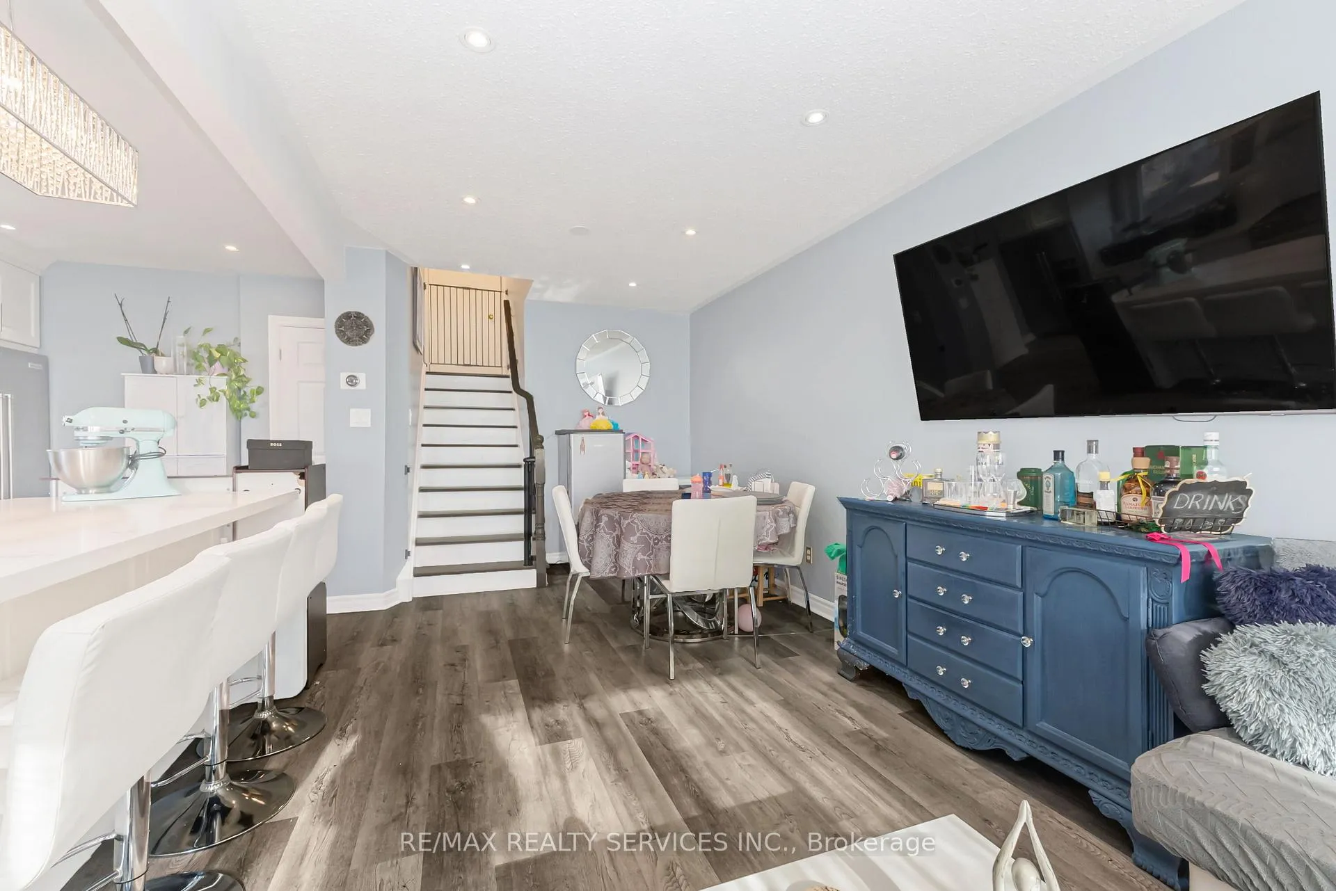 Photo 18 of 8 Chipwood Acres, Brampton, Madoc — HOMEH