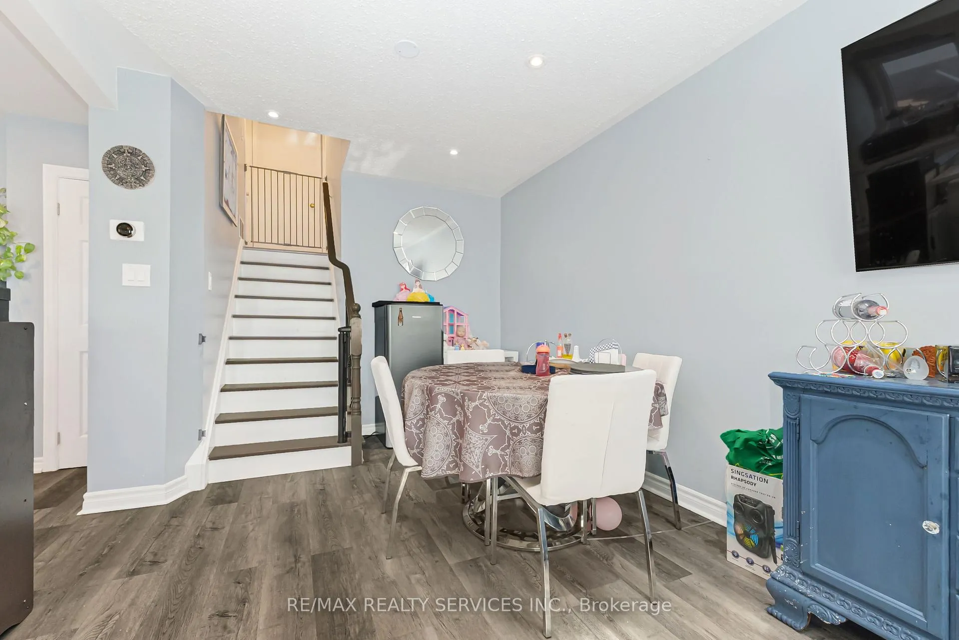 Photo 19 of 8 Chipwood Acres, Brampton, Madoc — HOMEH