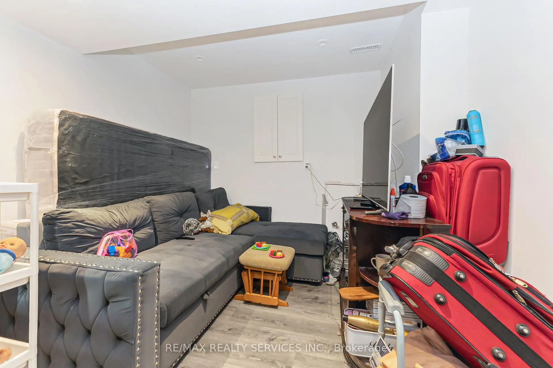 Photo 36 of 8 Chipwood Acres, Brampton, Madoc — HOMEH