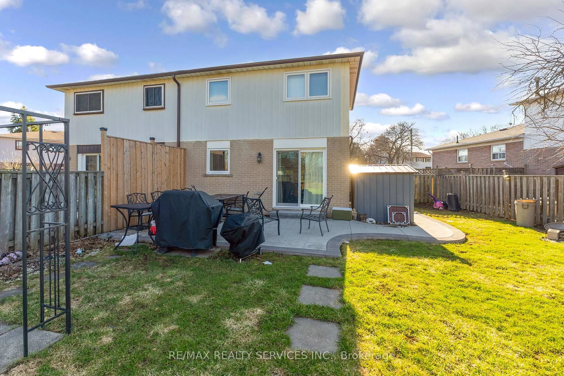 Photo 43 of 8 Chipwood Acres, Brampton, Madoc — HOMEH