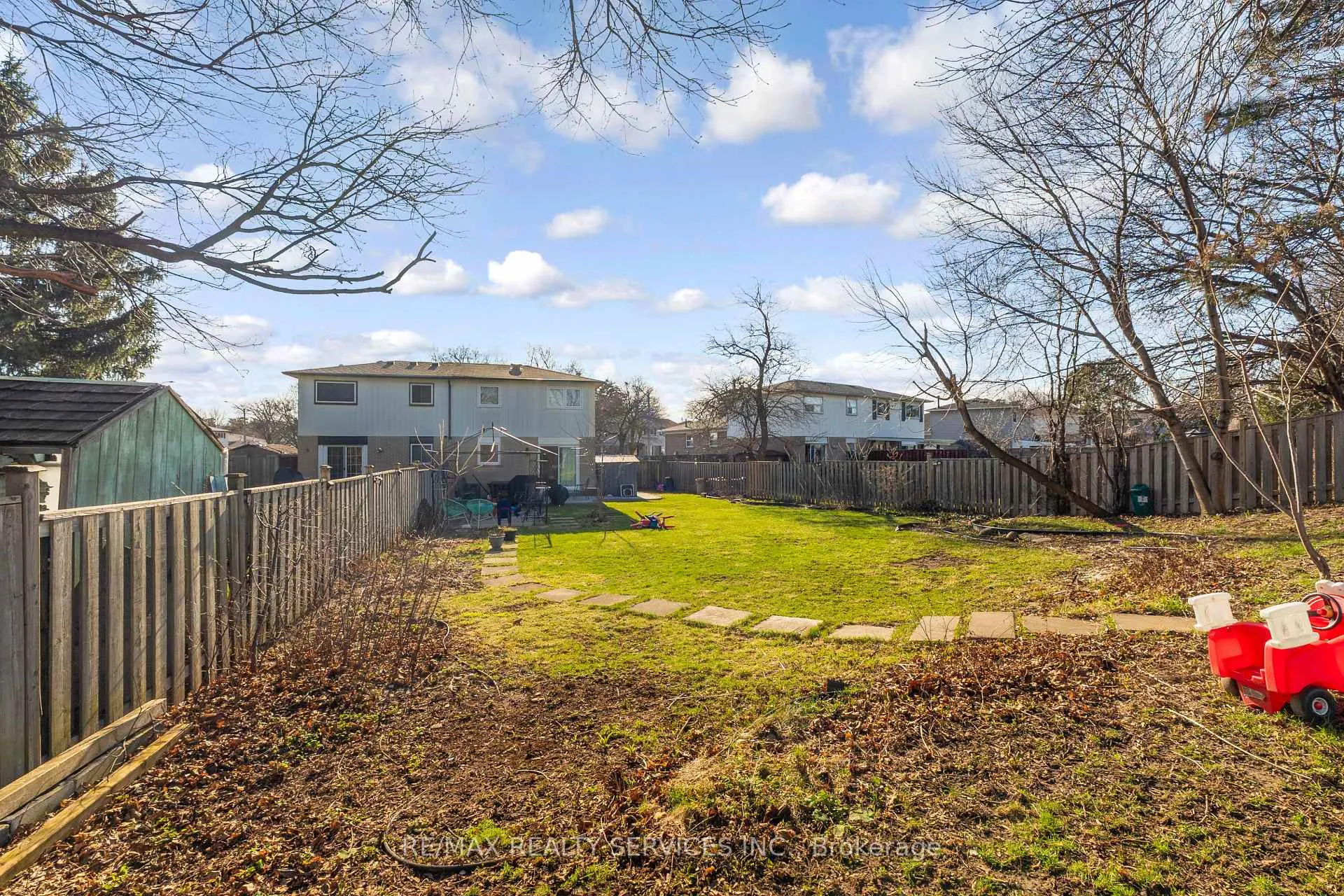 Photo 45 of 8 Chipwood Acres, Brampton, Madoc — HOMEH