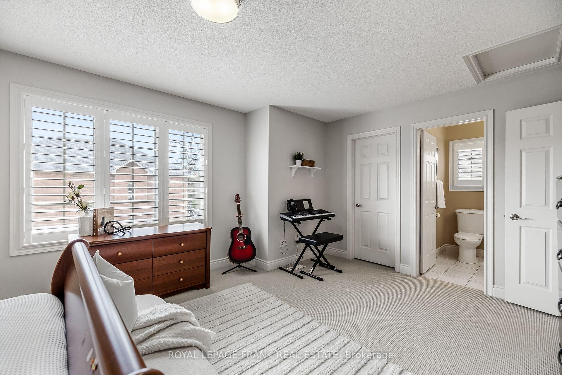 Photo 14 of 2262 Pindar Crescent, Oshawa, Kedron — HOMEH